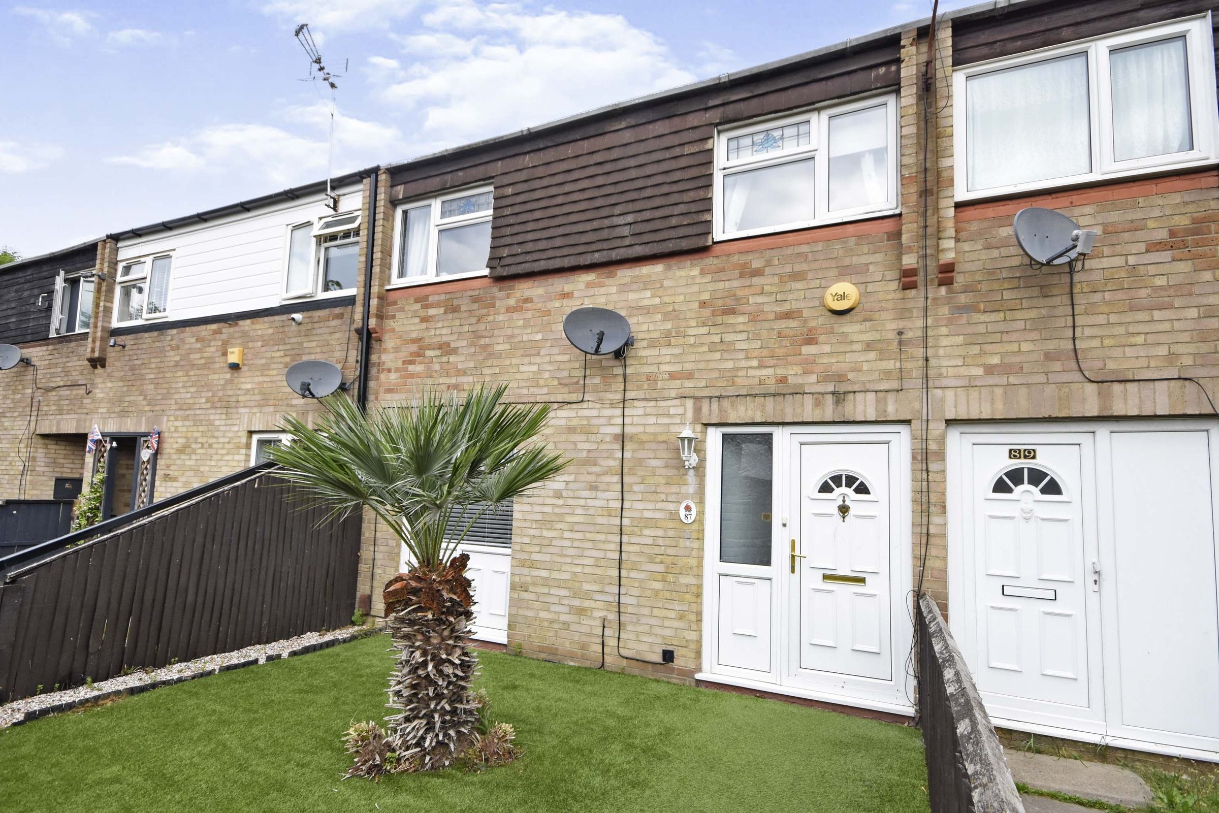 2 bed terraced house for sale in Mill Green Court, Mill Green, Pitsea