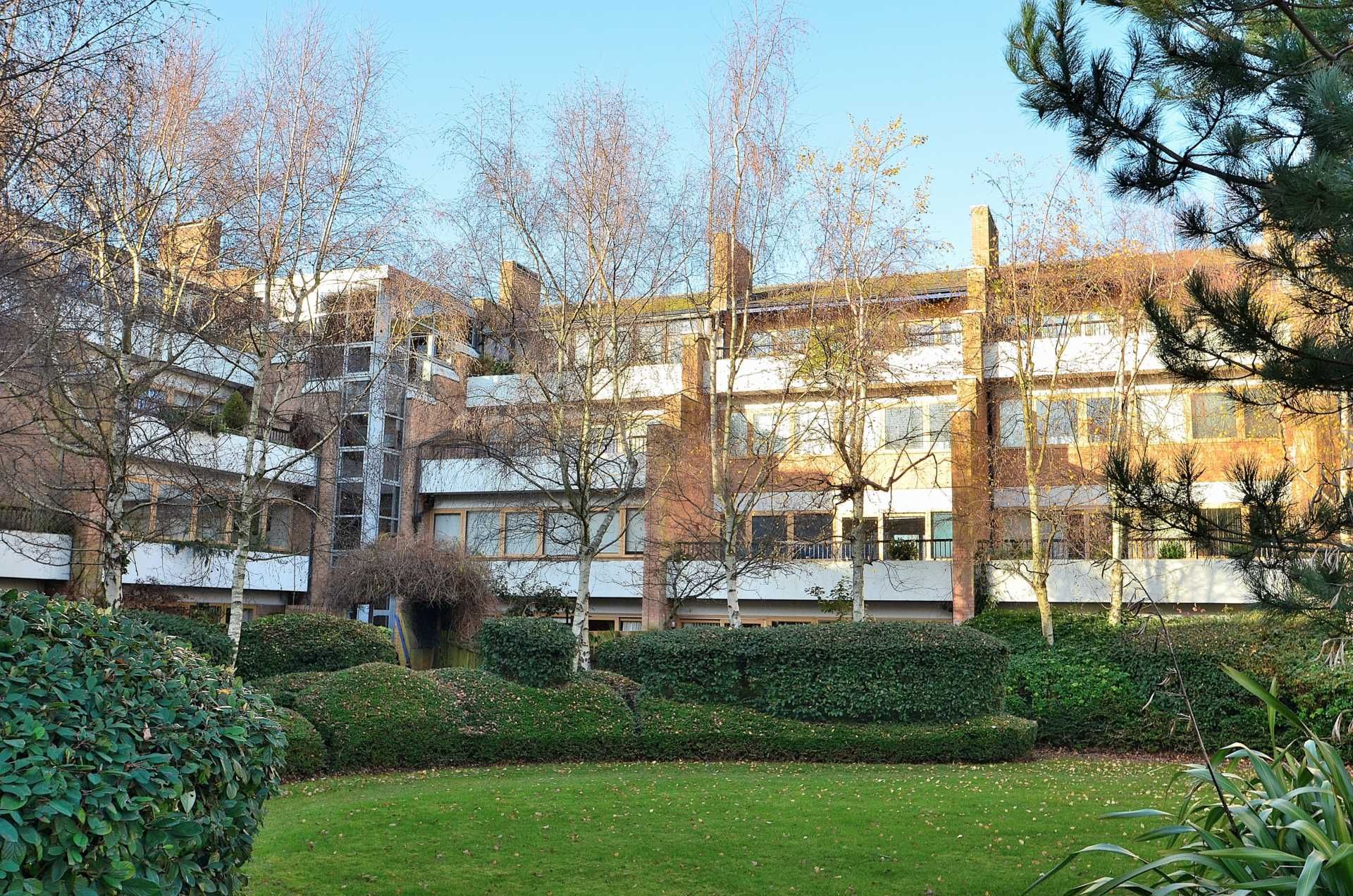 Eaton Mews, Central Milton Keynes MK9  