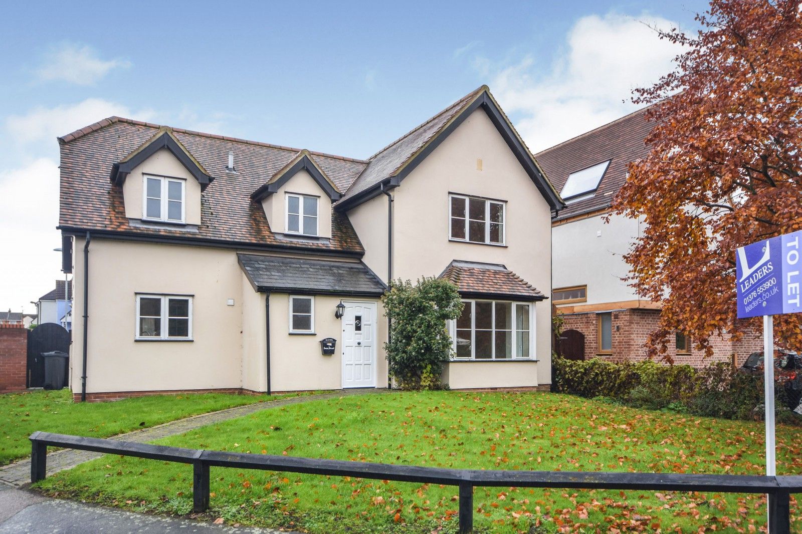 4 bed detached house to rent in Swan Street, Kelvedon CO5 Zoopla