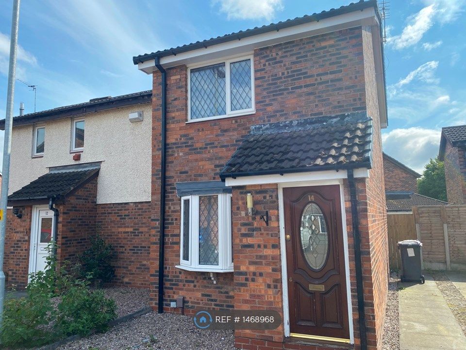 2 bed semidetached house to rent in Chepstow Close, Warrington WA5