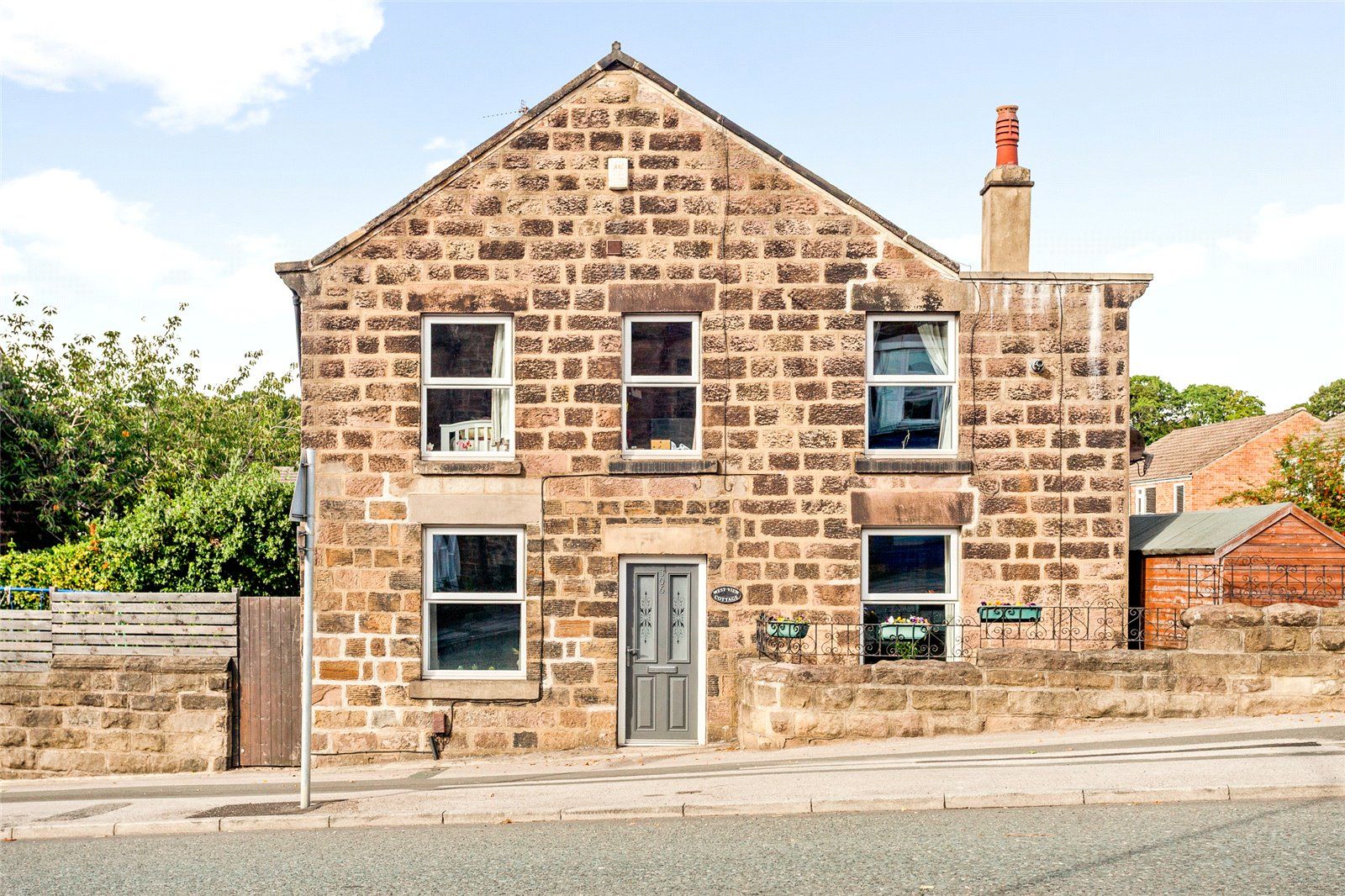 3 bed semidetached house for sale in Skipton Road, Harrogate, North
