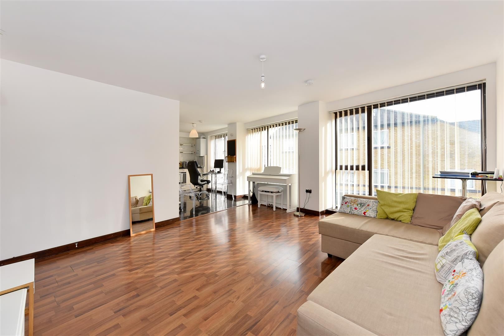 Tara House, Isle Of Dogs E14  