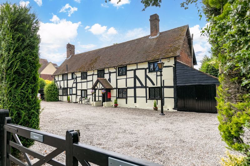 5 bed detached house for sale in Hazelwick Mill Lane, Three Bridges