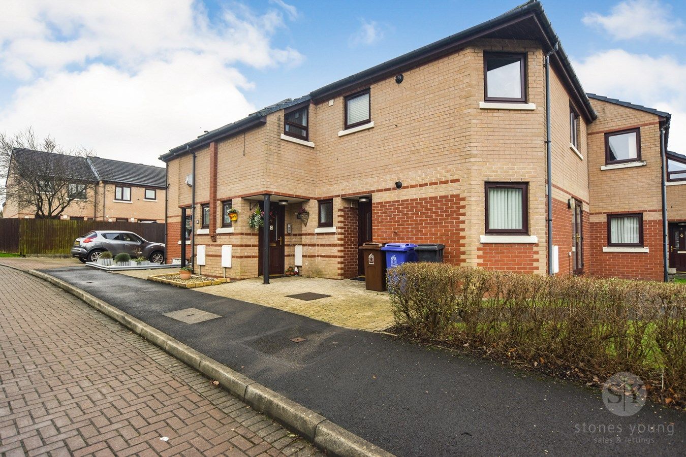 1 bed flat for sale in Owen Court, Clayton Le Moors, Accrington BB5