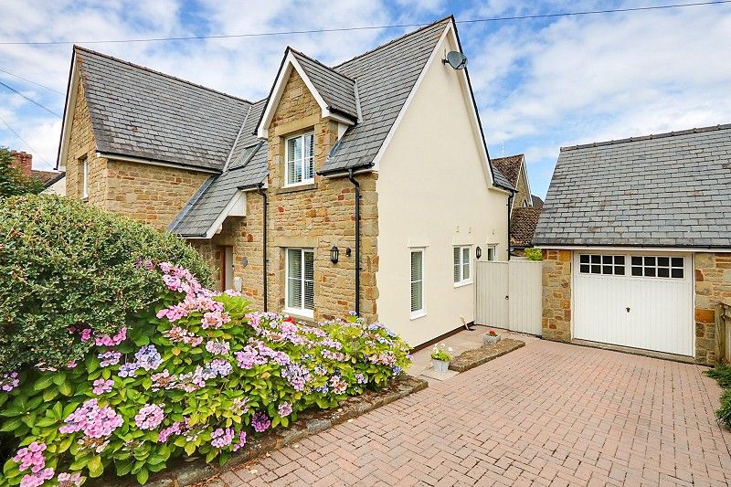 4 bed detached house for sale in Brockhollands Road, Bream, Lydney