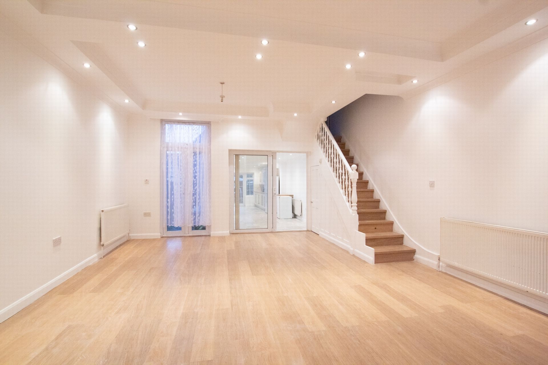 3 bed terraced house to rent in Moffat Road, Palmers Green N13 Zoopla