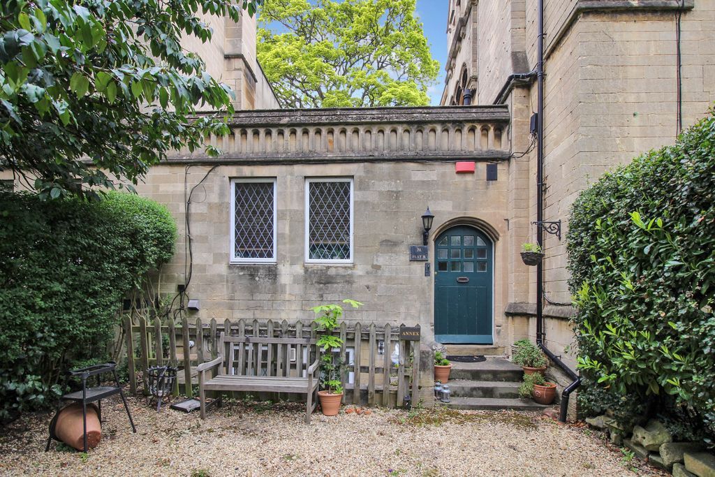 1 bed flat to rent in Bath Road, Reading RG1 Zoopla