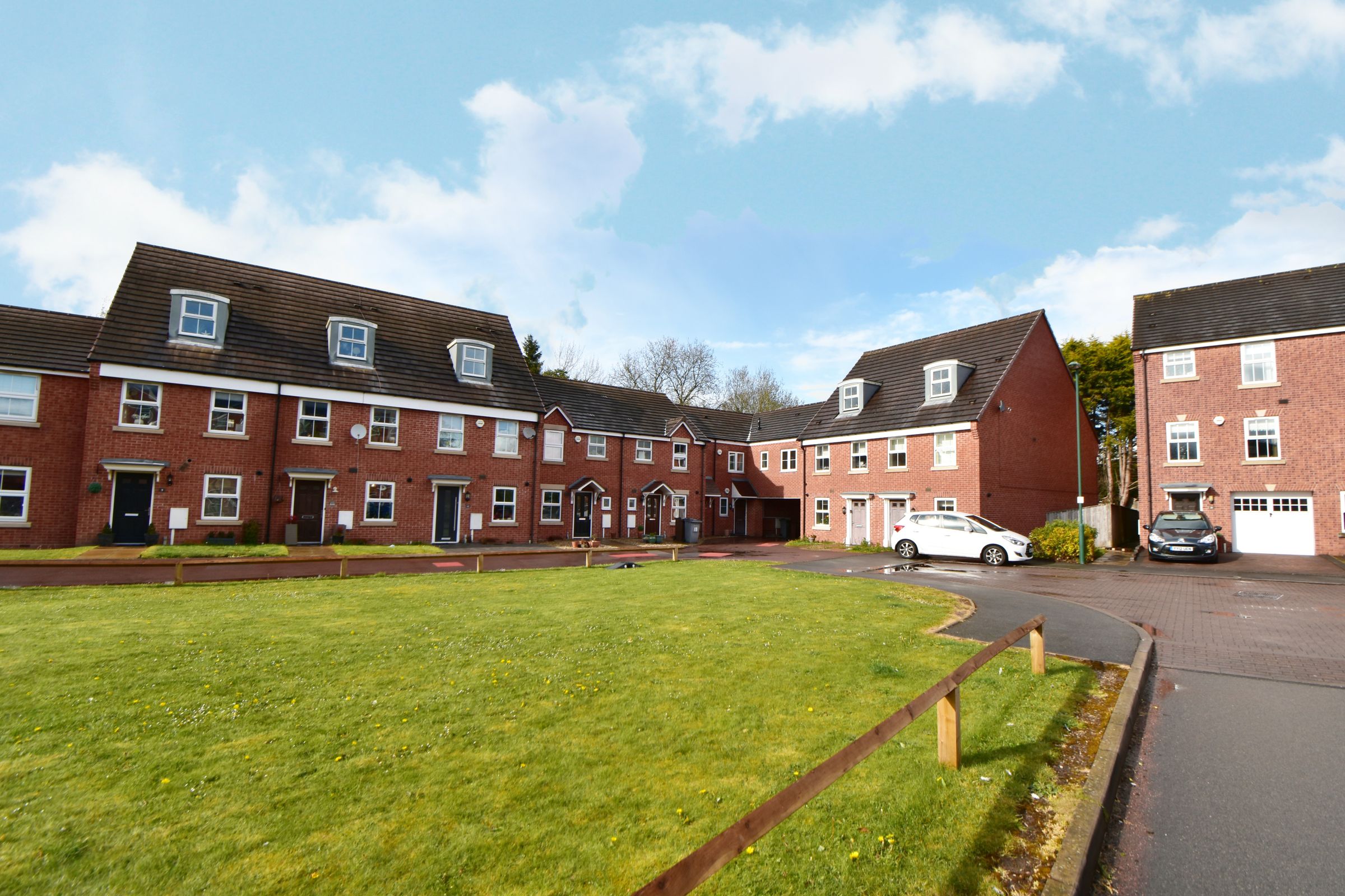 1 bed flat for sale in Snitterfield Drive, Shirley, Solihull B90 Zoopla