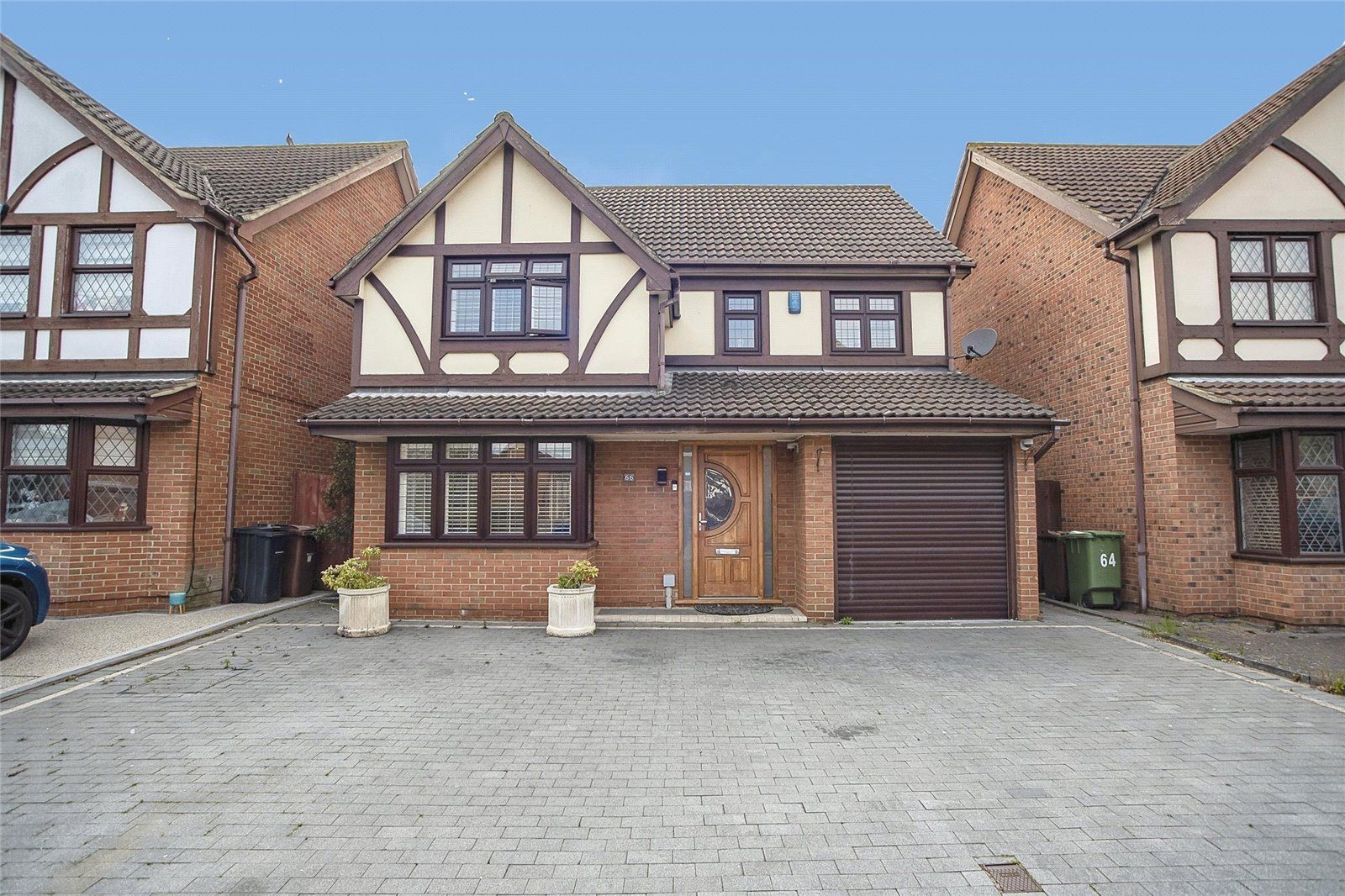4 bed detached house for sale in Gilbert Road, Chafford Hundred, Grays