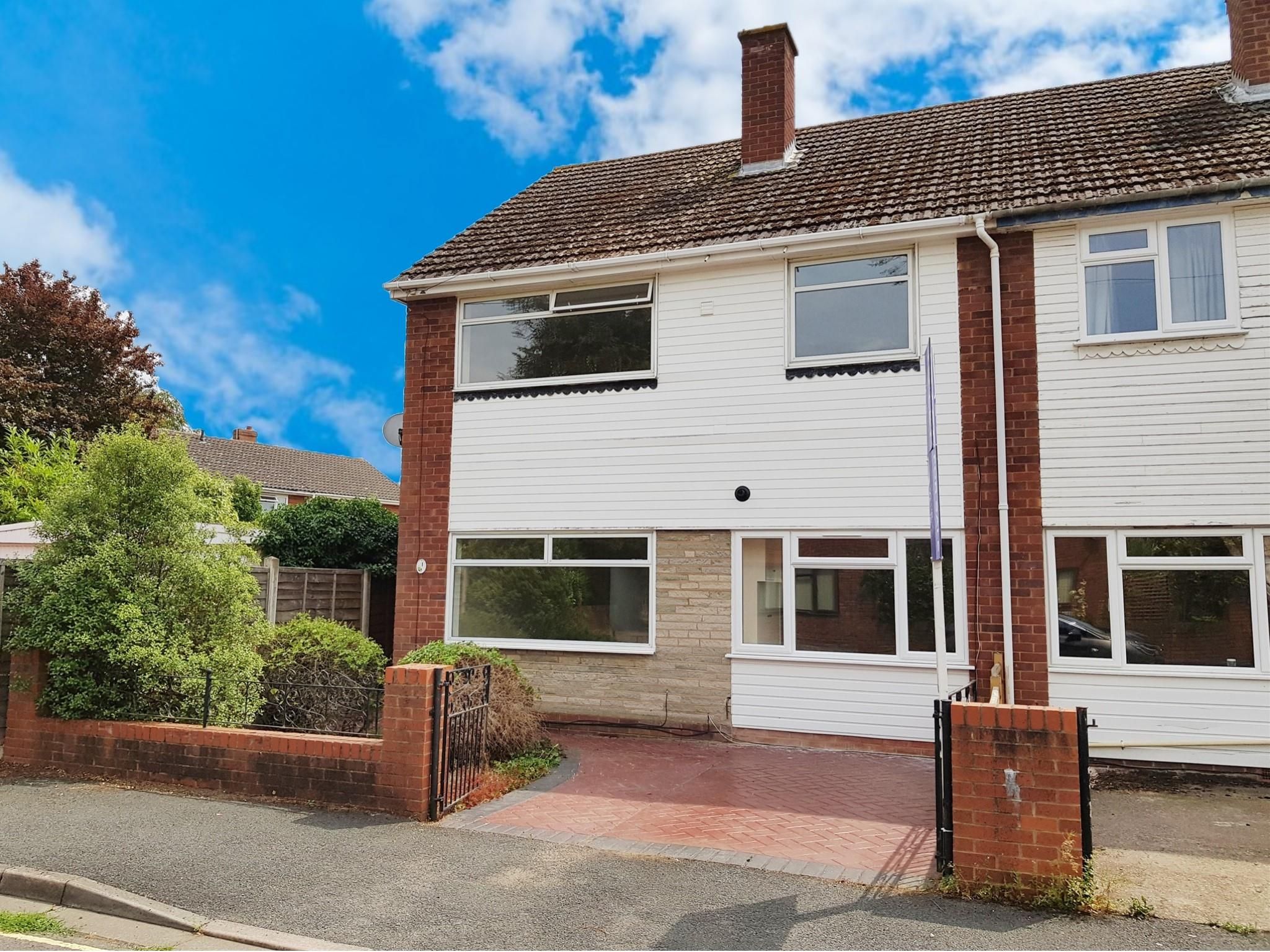 3 bed semidetached house to rent in Hampton Close, Worcester WR2 Zoopla