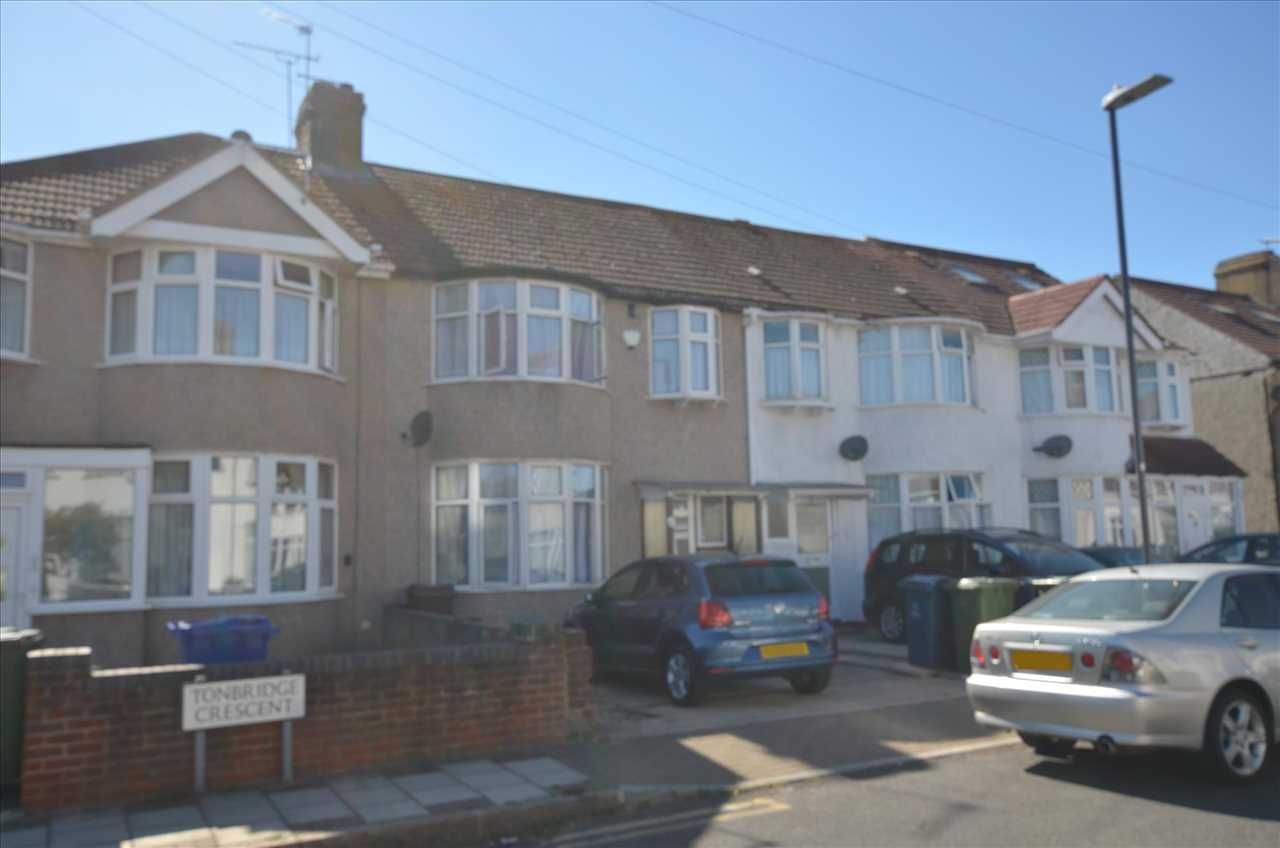 3 bed terraced house to rent in Tonbridge Crescent, Queensbury, Harrow