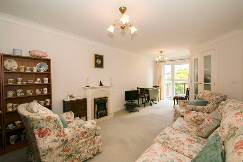 1 bed flat for sale in Seward Court, Highcliffe BH23 Zoopla