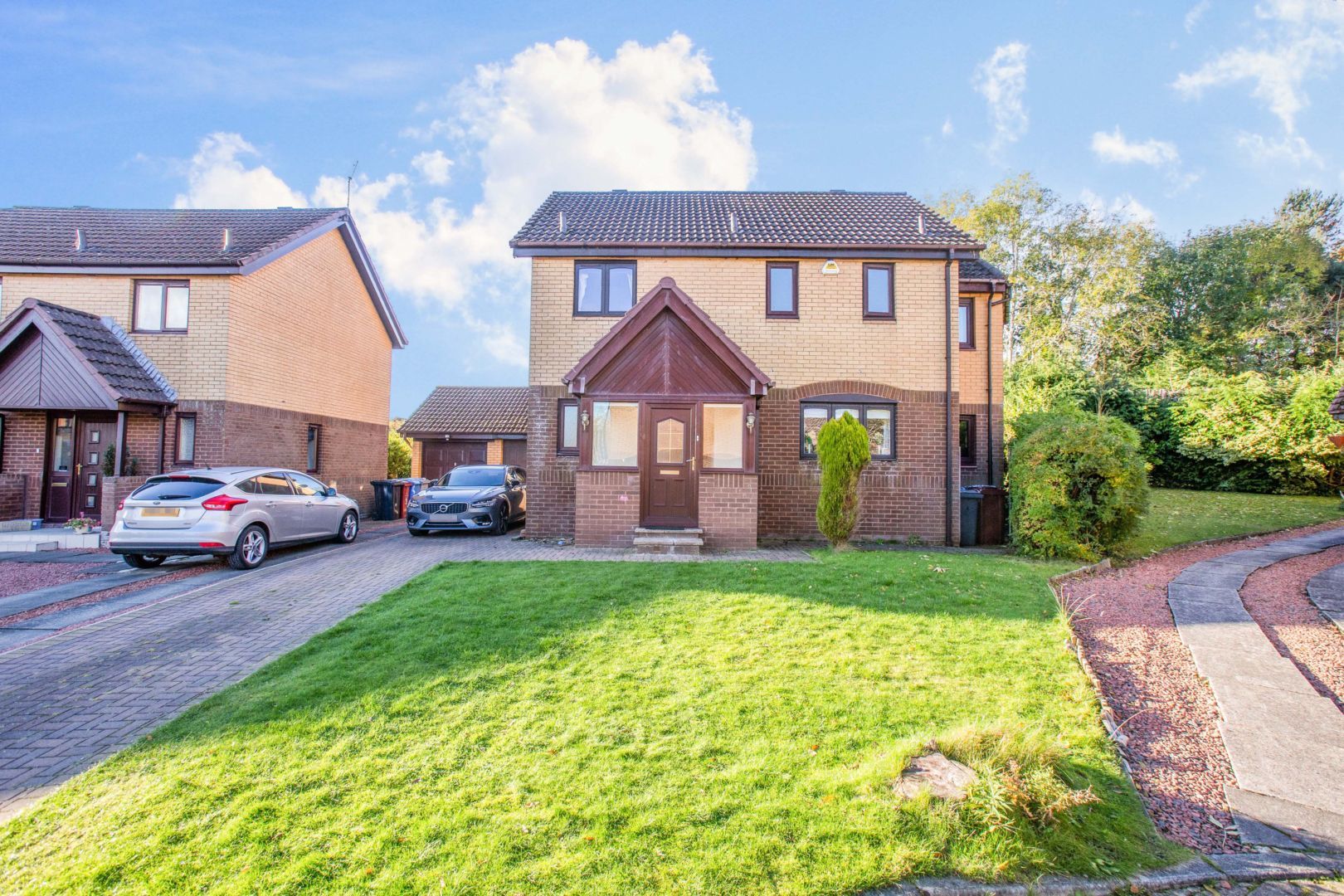 4 bed detached house for sale in Cawdor Way, Stewartfield, East