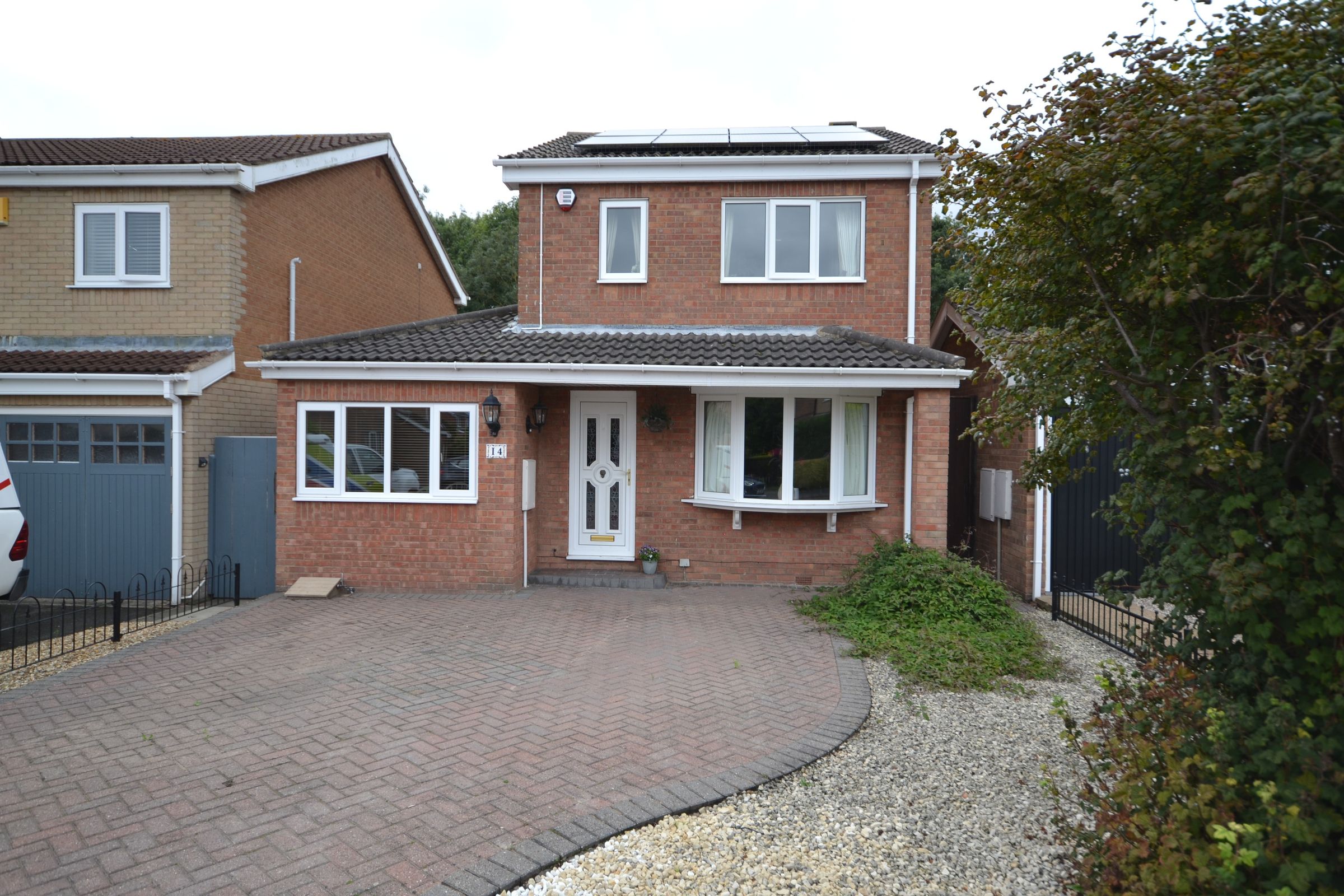 3 bed detached house for sale in Burley Avenue, Cleethorpes DN35 Zoopla