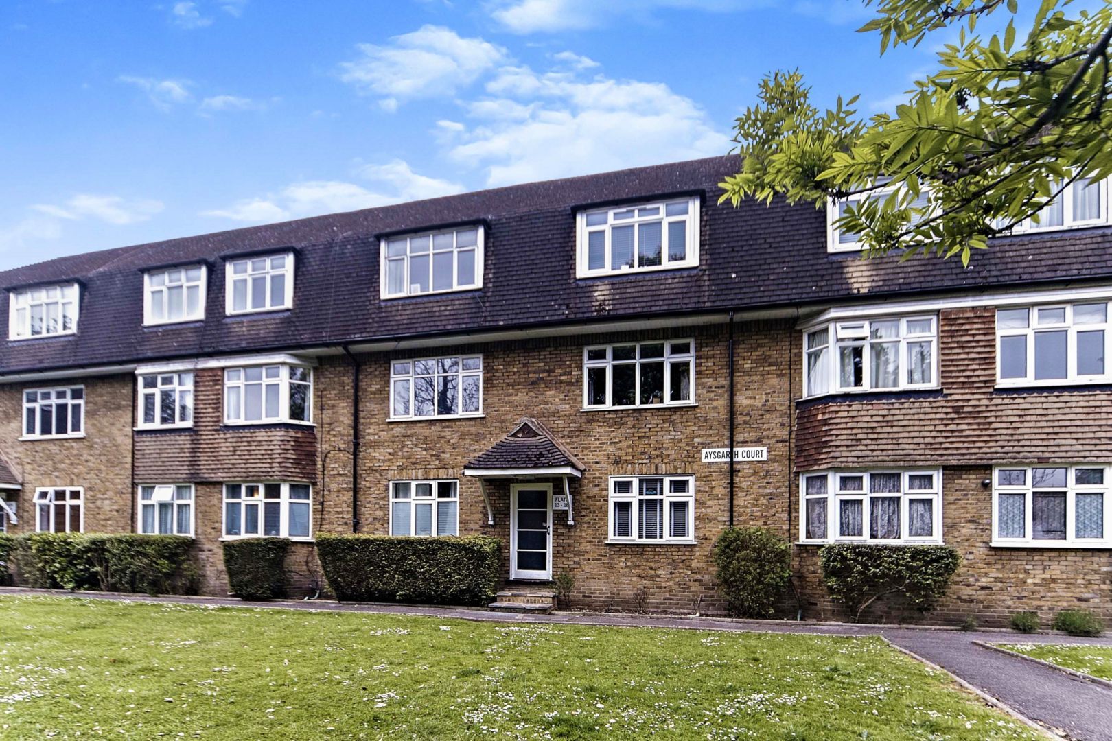 2 bed flat for sale in Sutton Common Road, Sutton SM1 Zoopla