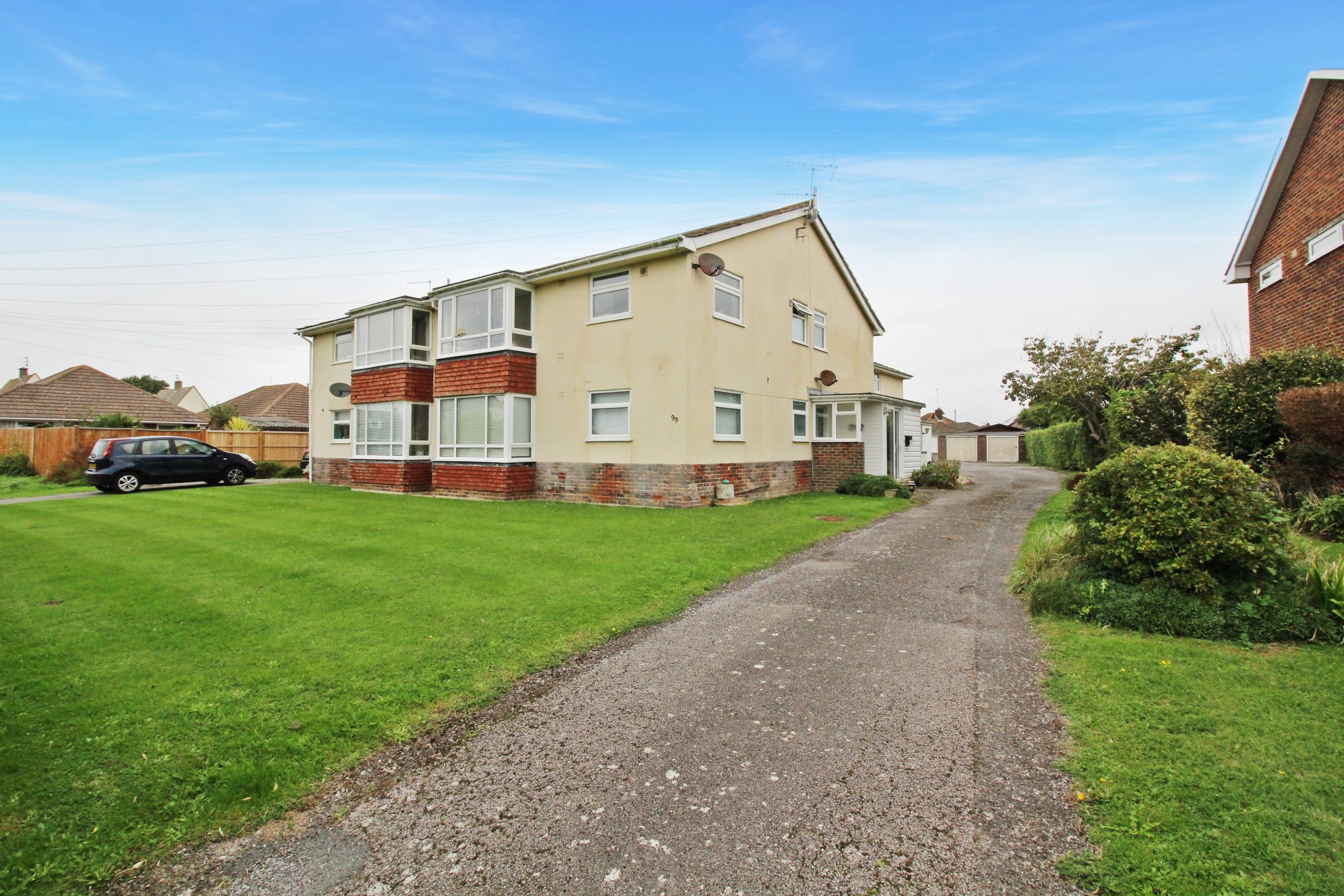 2 bed flat for sale in Elmer Road, Chichester PO22 Zoopla
