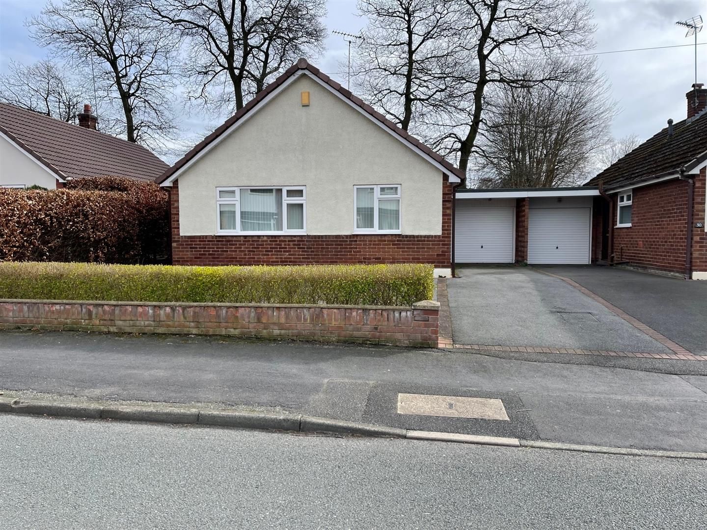 2 bed semidetached bungalow for sale in Neston Drive, Chester CH2 Zoopla
