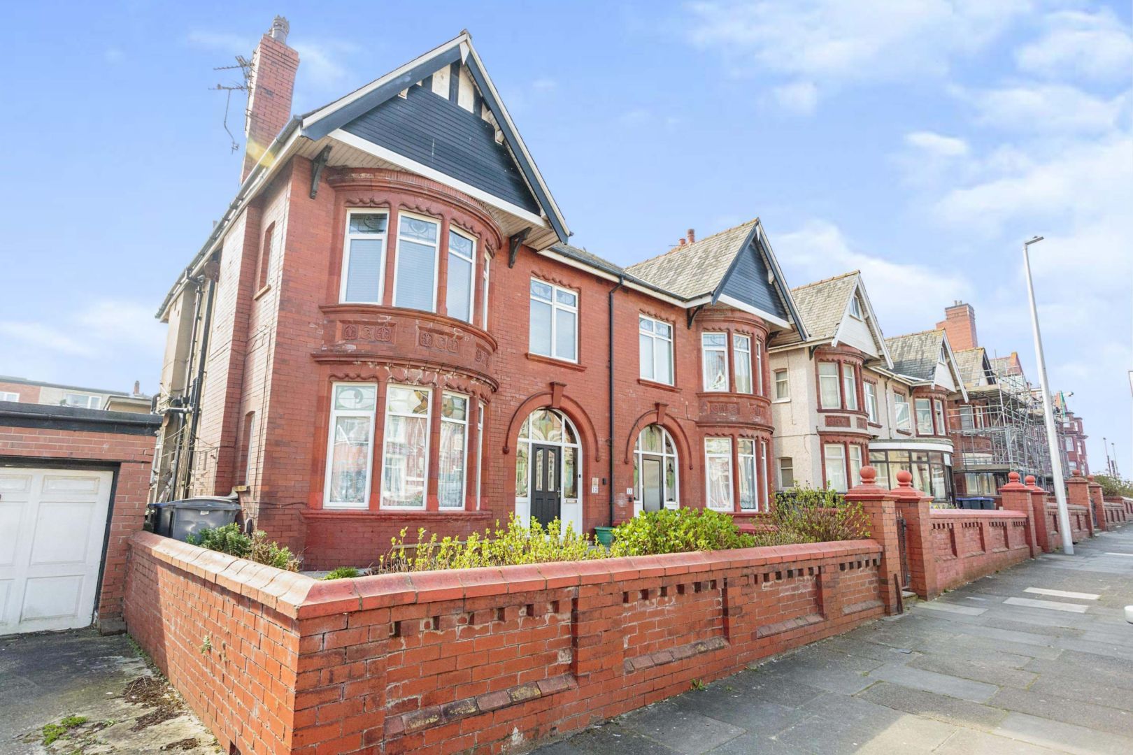 5 bed semidetached house for sale in King Avenue, Blackpool FY2