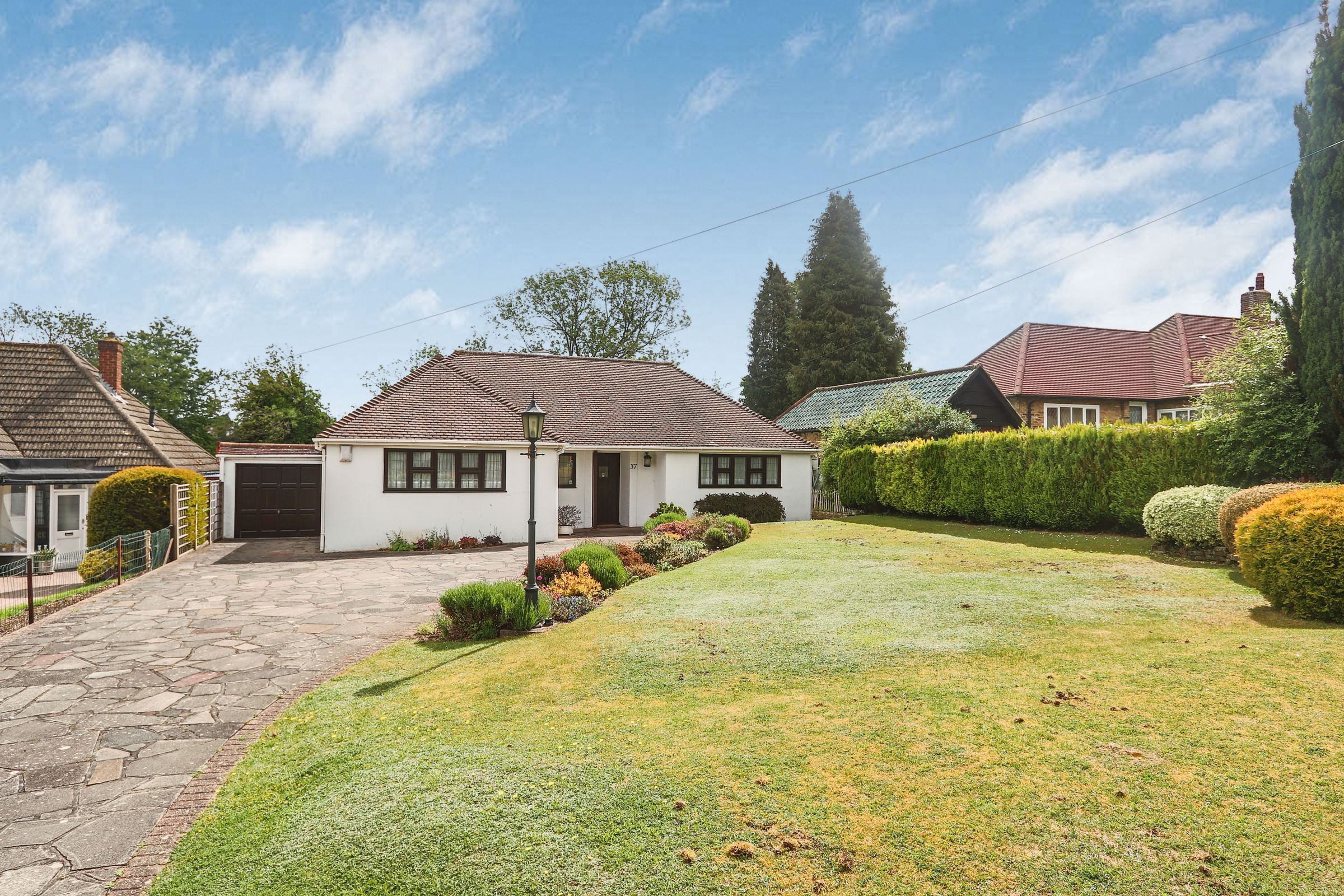 3 bed detached bungalow for sale in Hartley Old Road, Purley CR8 Zoopla