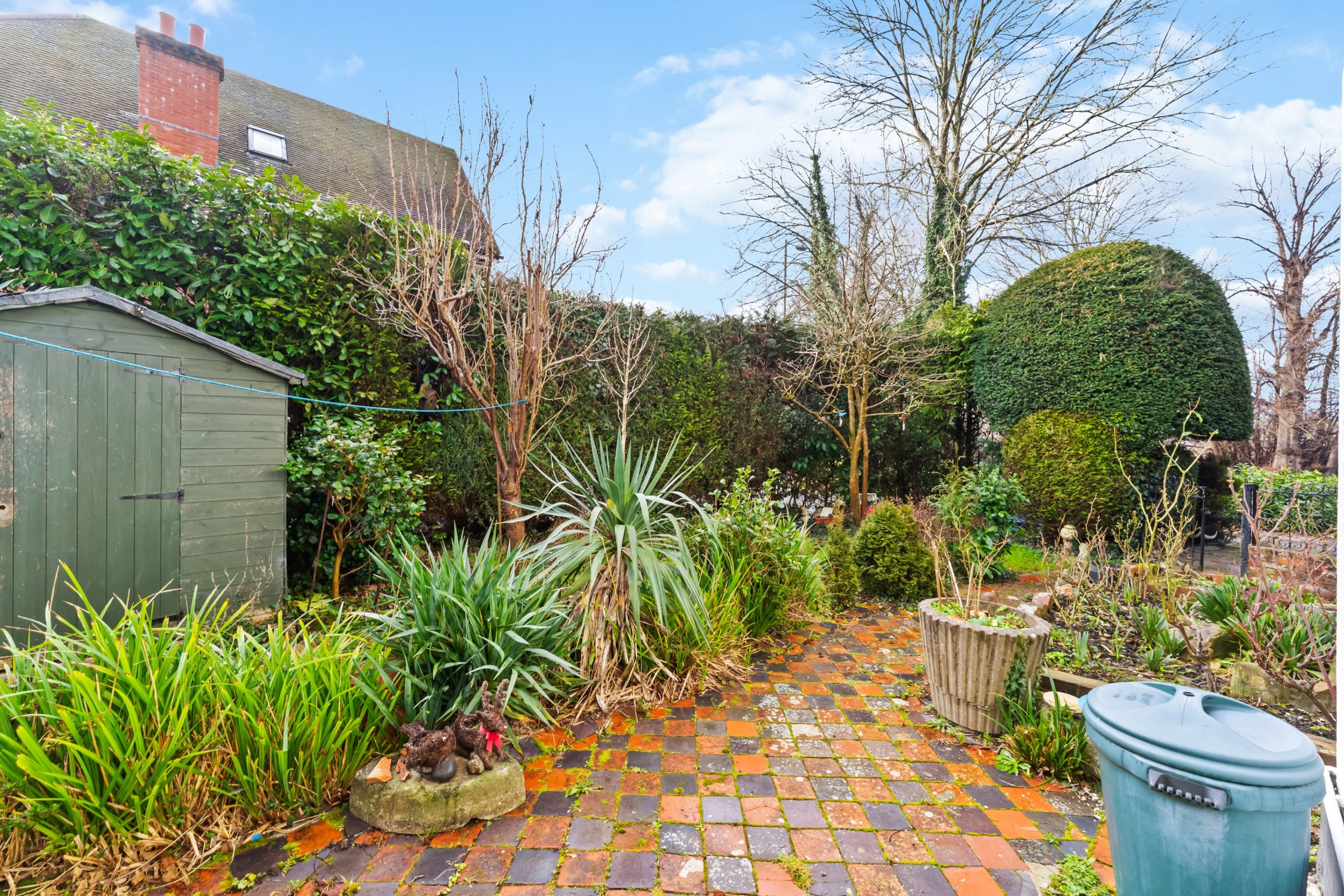 2 bed for sale in Bonehurst Road, Horley, Surrey RH6 Zoopla