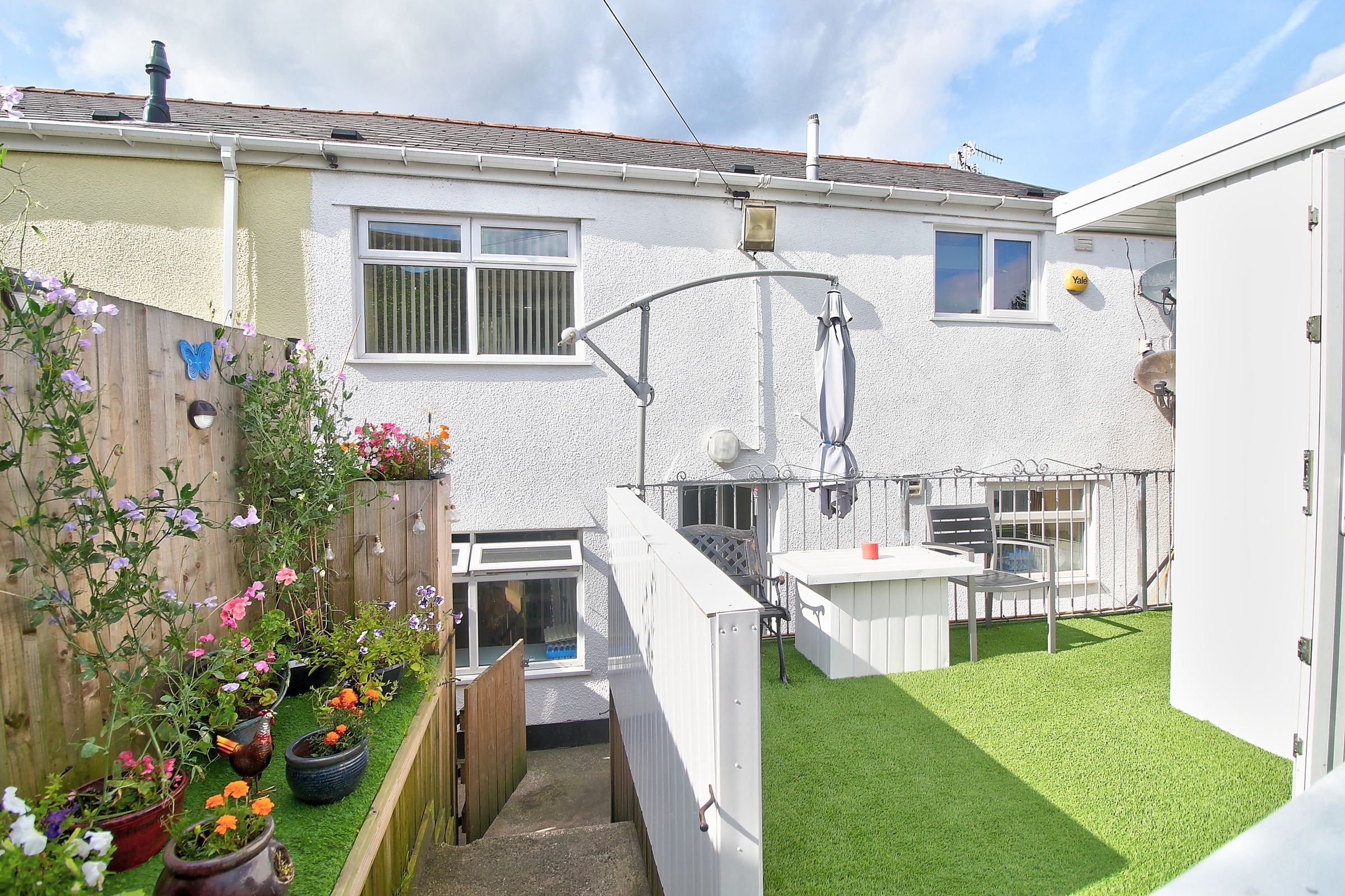 2 bed flat for sale in Abertillery Road, Blaina, Abertillery NP13 Zoopla