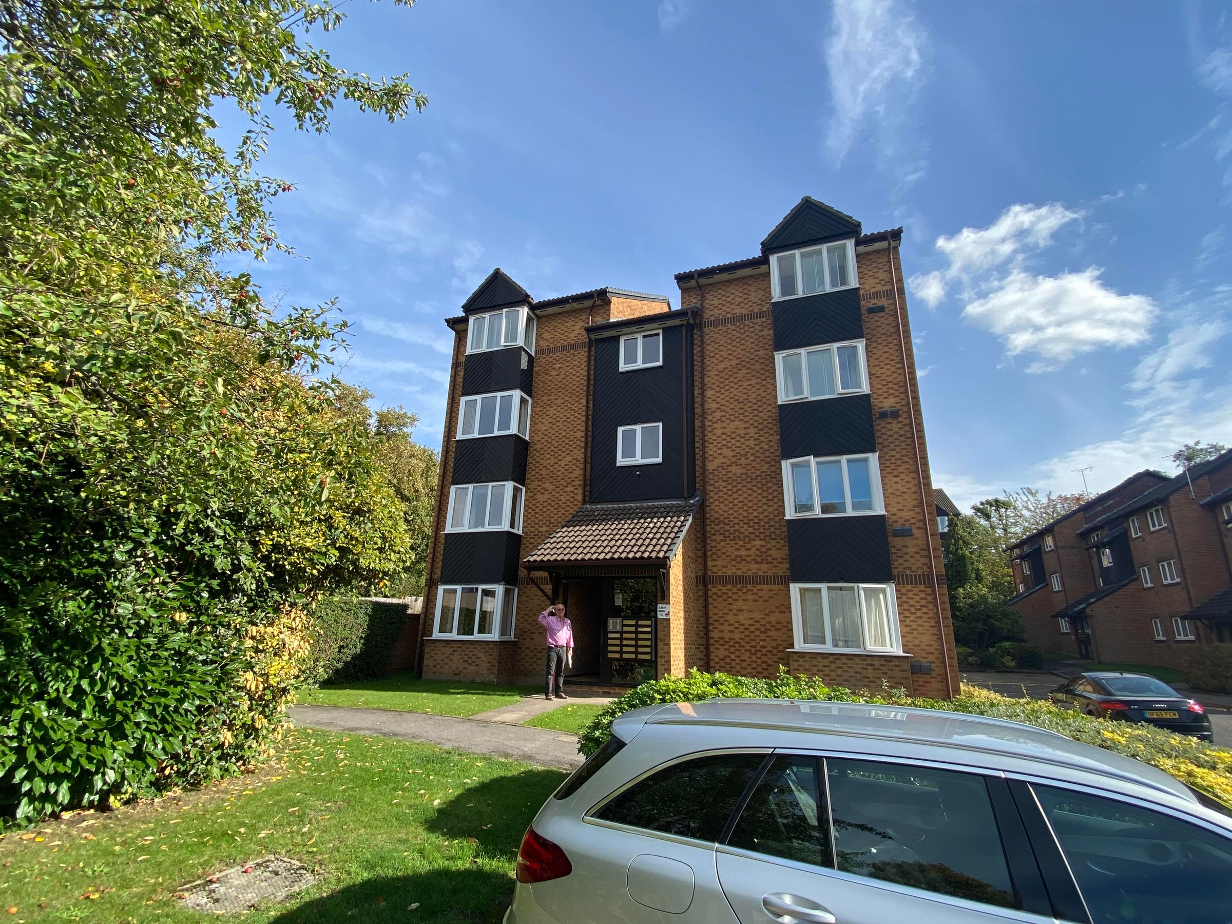Studio to rent in Albany House, Saxon Close, Surbiton KT6 Zoopla