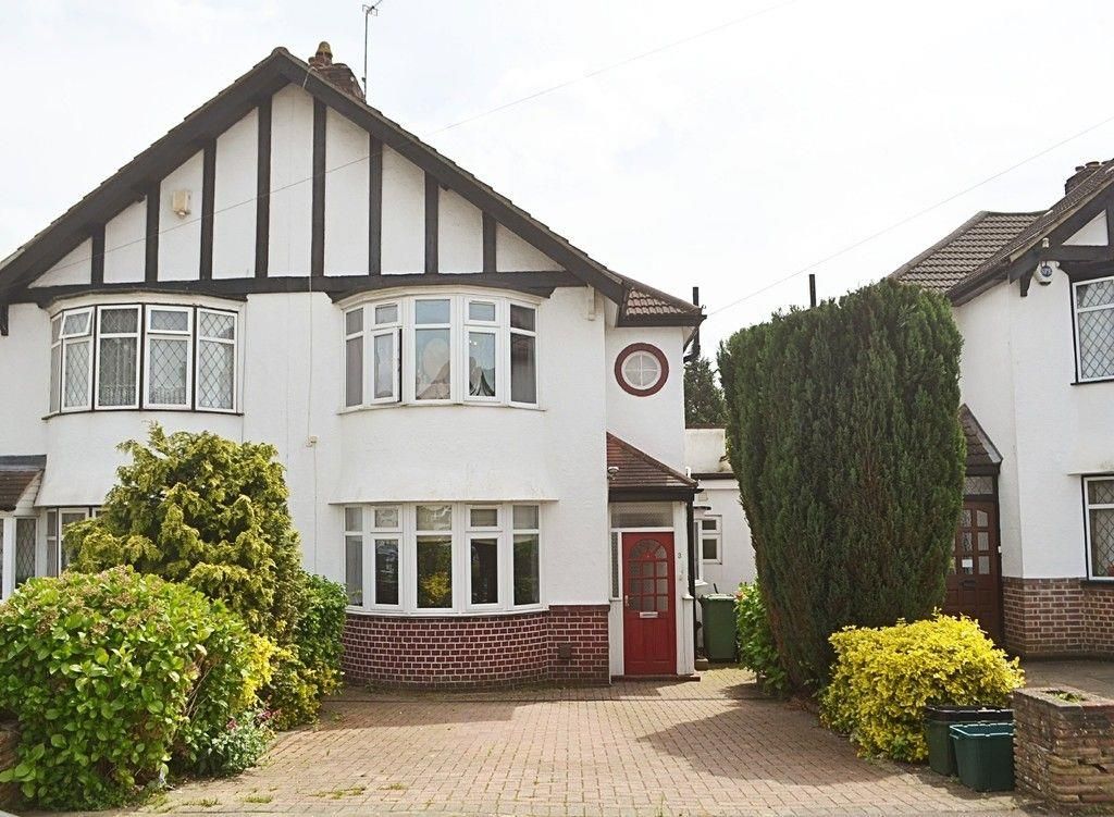 3 bed semidetached house for sale in Nightingale Road, Petts Wood