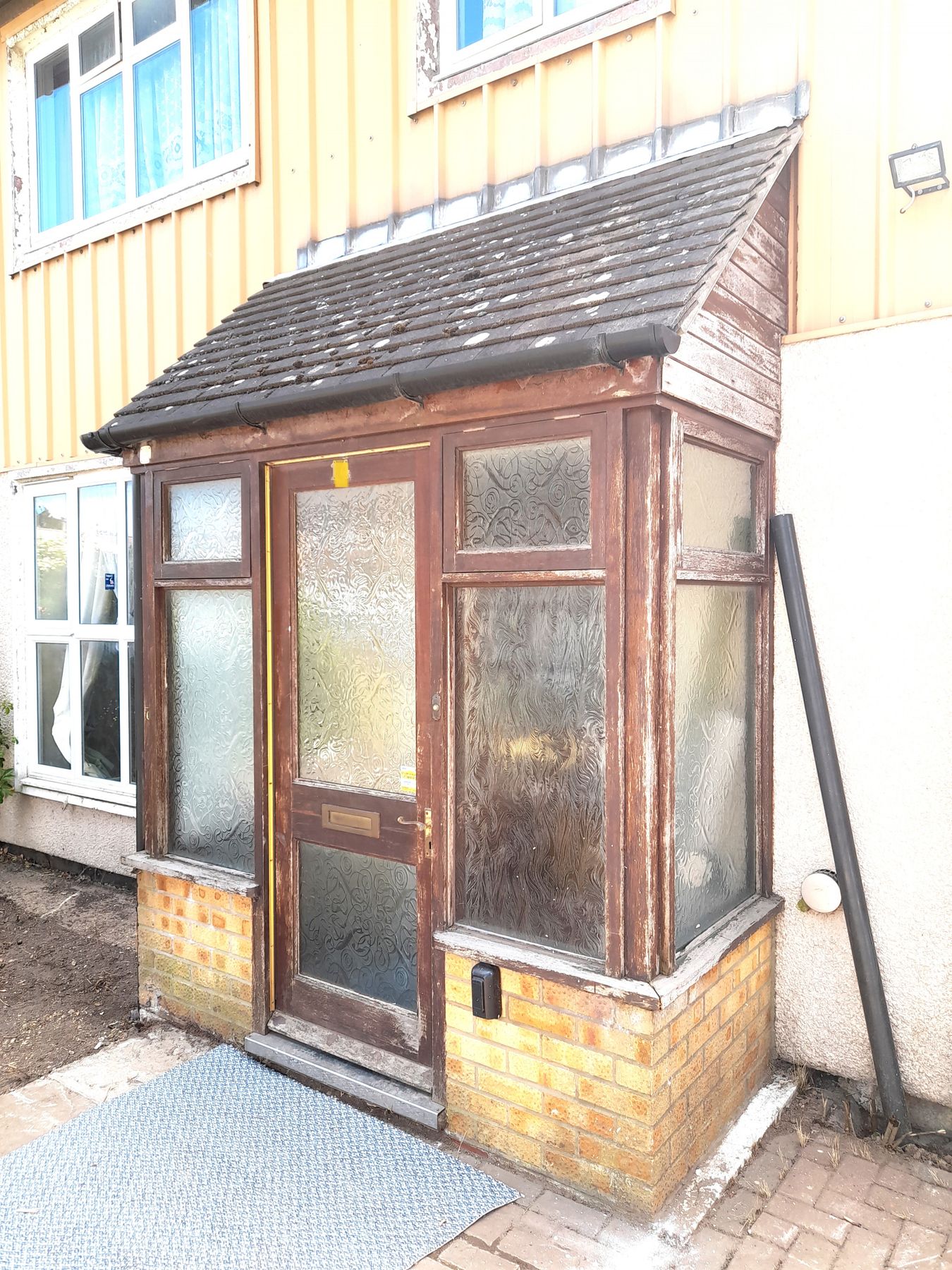 3 bed semidetached house for sale in Conway Drive, Hayes, Greater