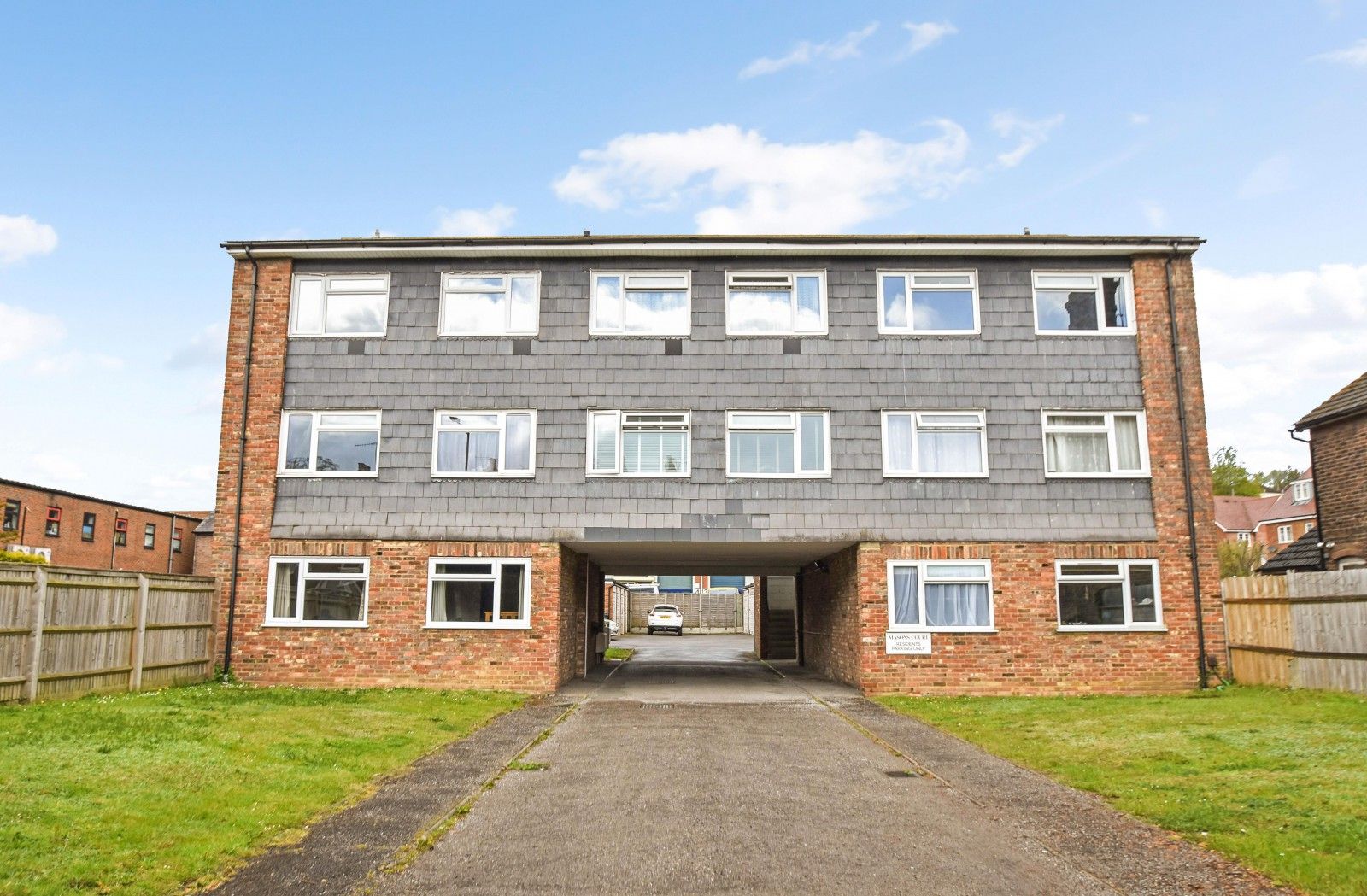 2 bed flat for sale in Masons Court, Berkhampstead Road, Chesham HP5