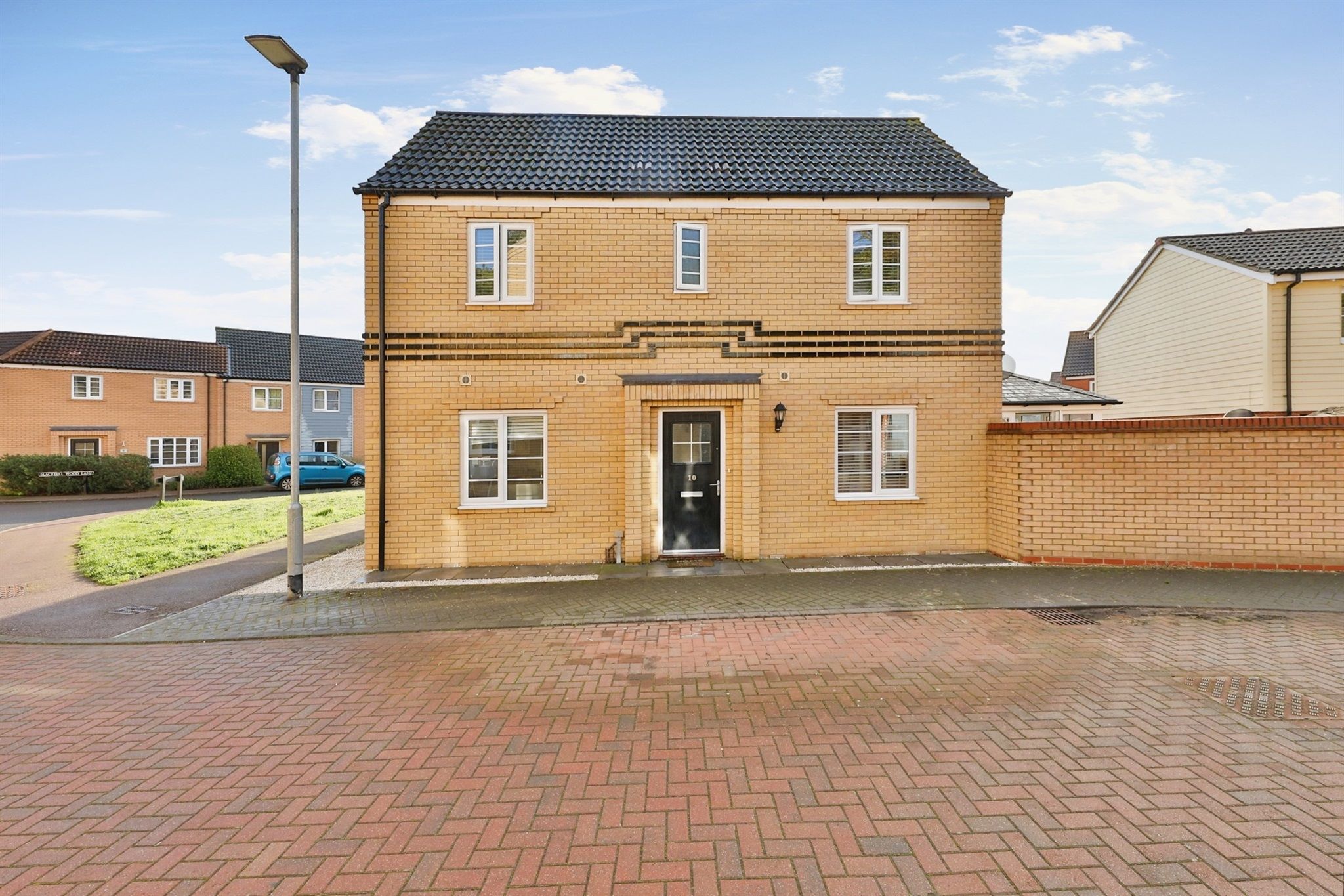 3 bed semidetached house for sale in Lords Hill, Costessey, Norwich NR8 Zoopla