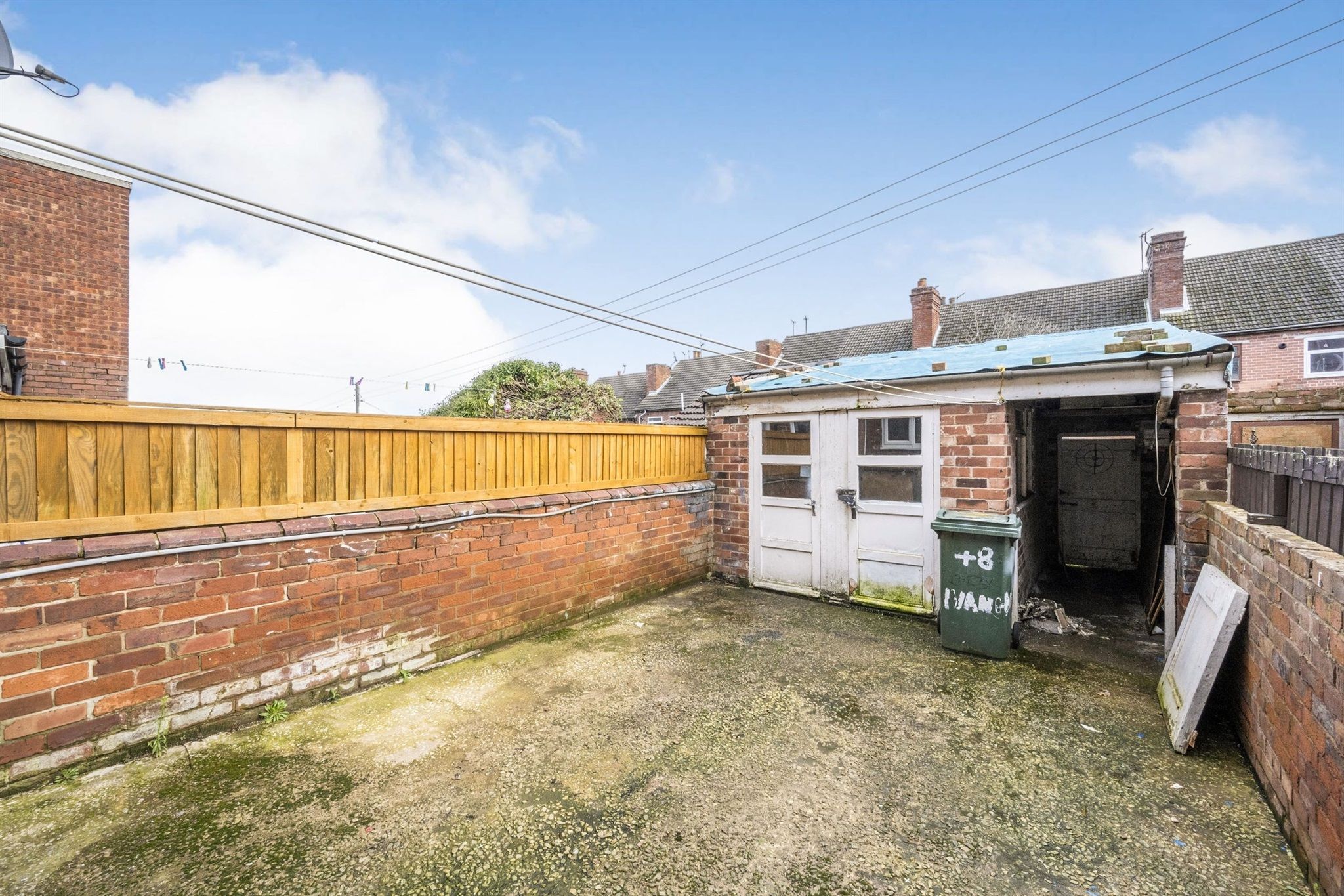 4 bed terraced house for sale in Ivanhoe Road, Conisbrough, Doncaster