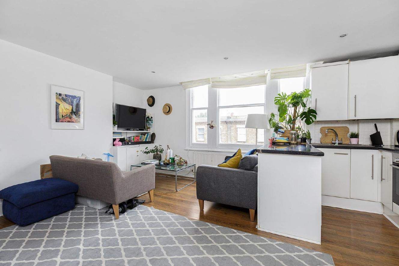 1 bed flat for sale in New Kings Road, London SW6 Zoopla