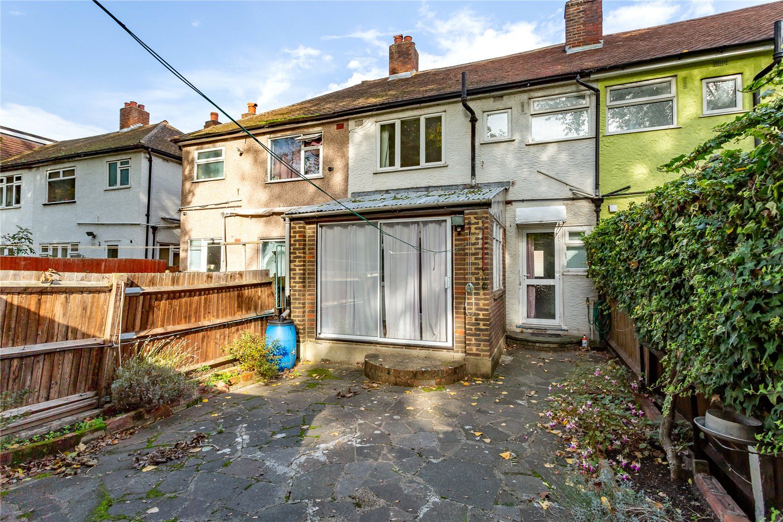 3 bed terraced house for sale in Riverside Drive, Mitcham CR4 Zoopla