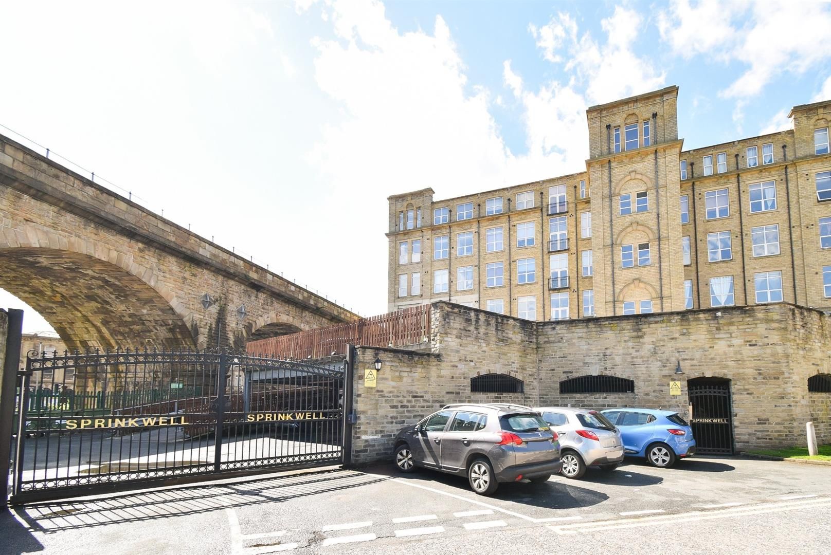 1 bed flat to rent in Sprinkwell, Bradford Road, Dewsbury WF13 Zoopla
