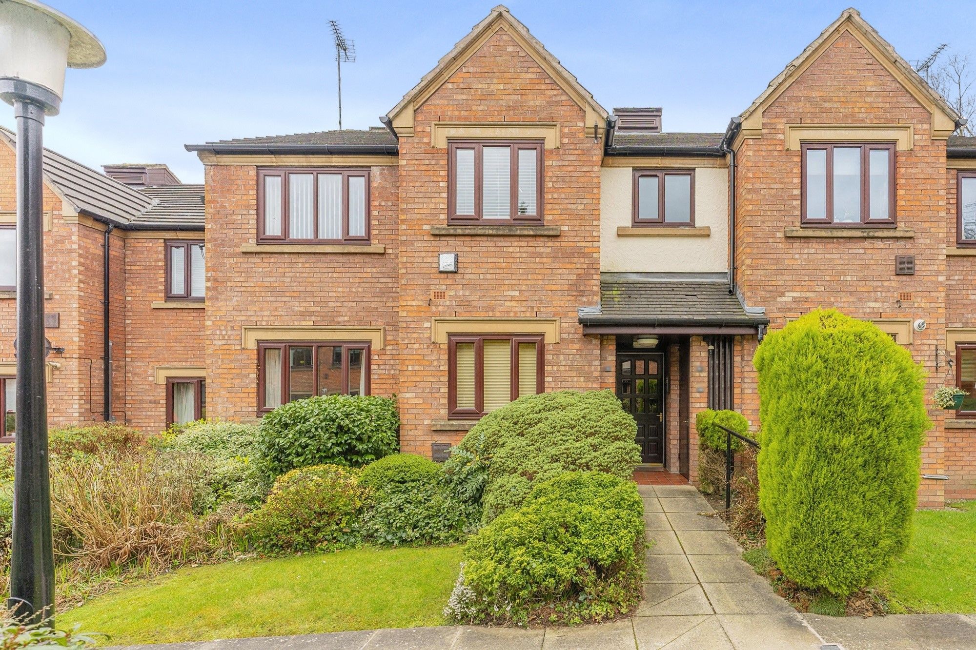 2 bed flat for sale in Smallwood Mews, Heswall, Wirral CH60 Zoopla