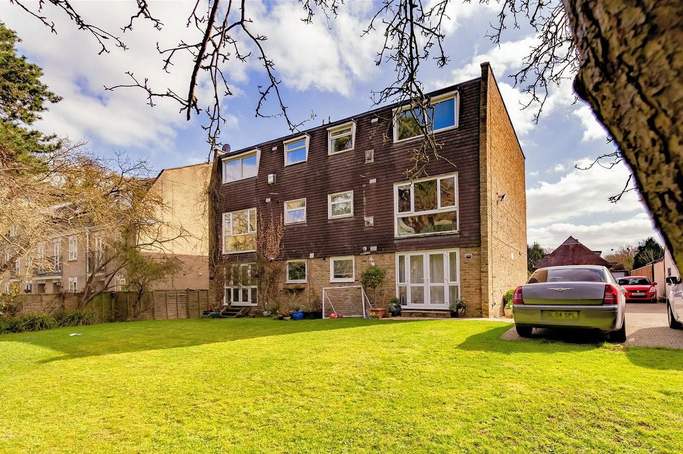 The Lodge, The Plain, Epping CM16