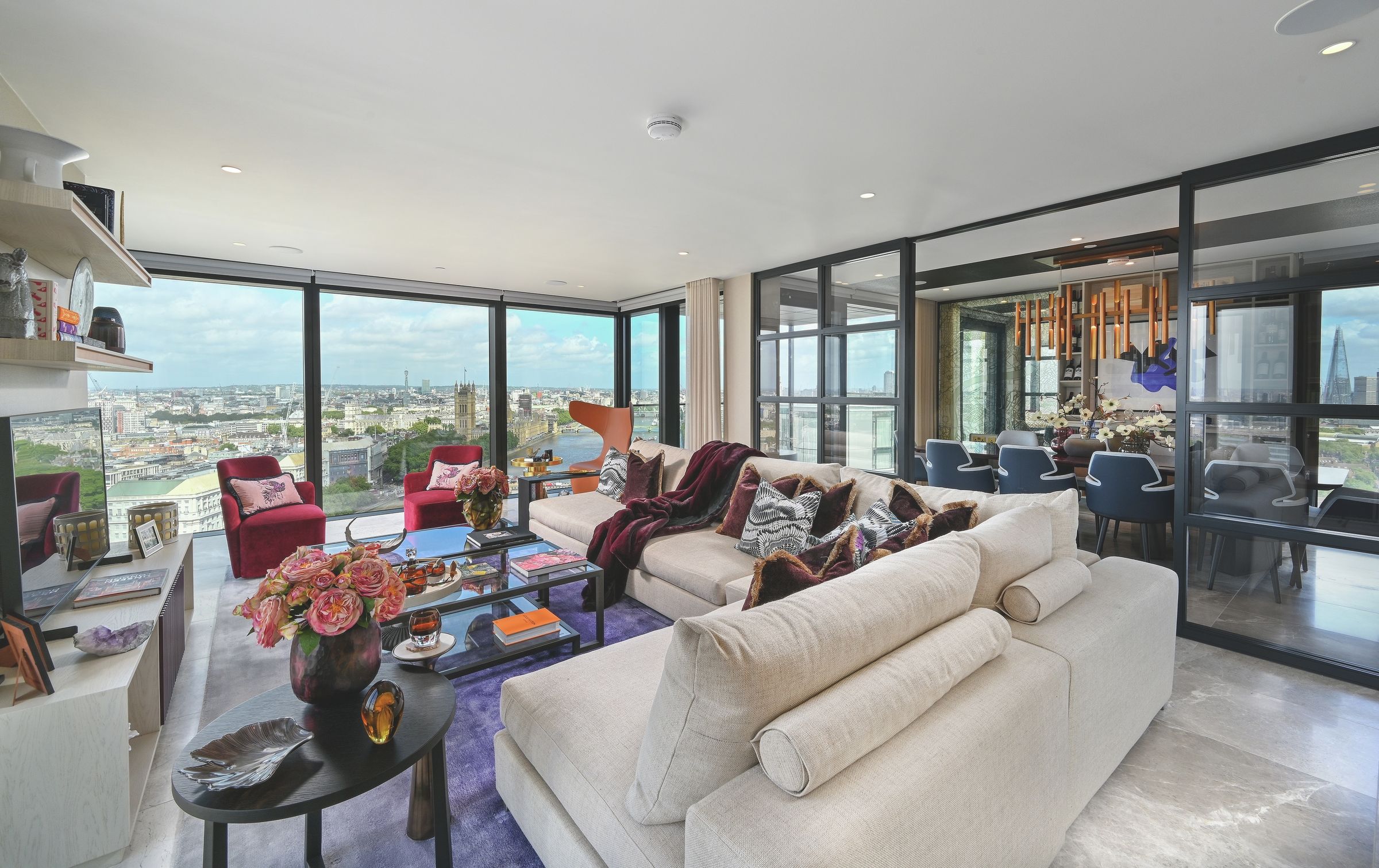 The Larchmont The Dumont SE1  