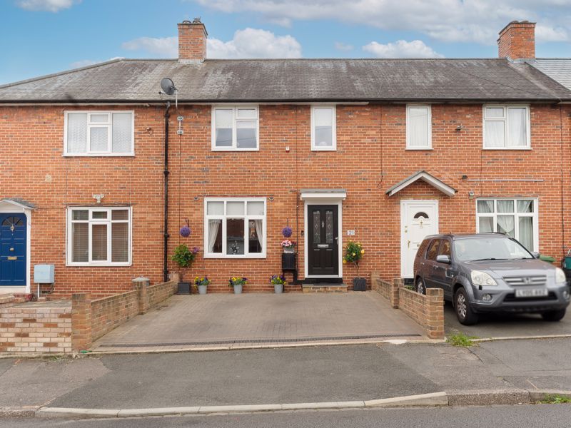 3 bed terraced house for sale in Waltham Road, Carshalton SM5 Zoopla