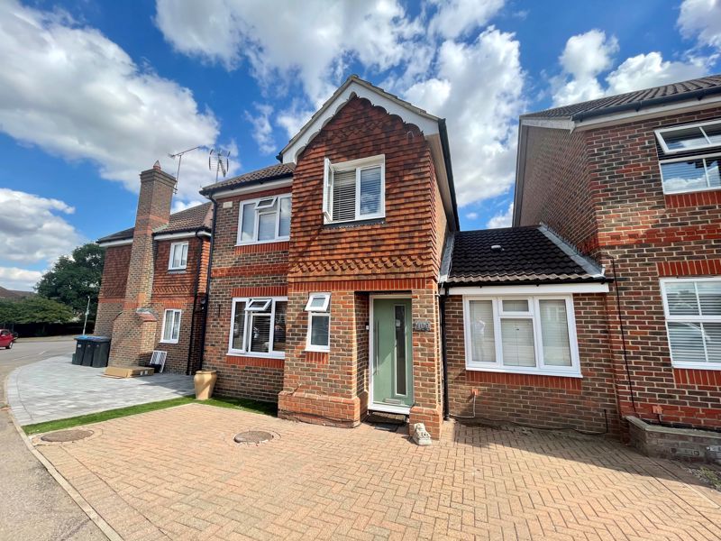 4 bed linkdetached house for sale in Ridgeways, Church Langley, Harlow