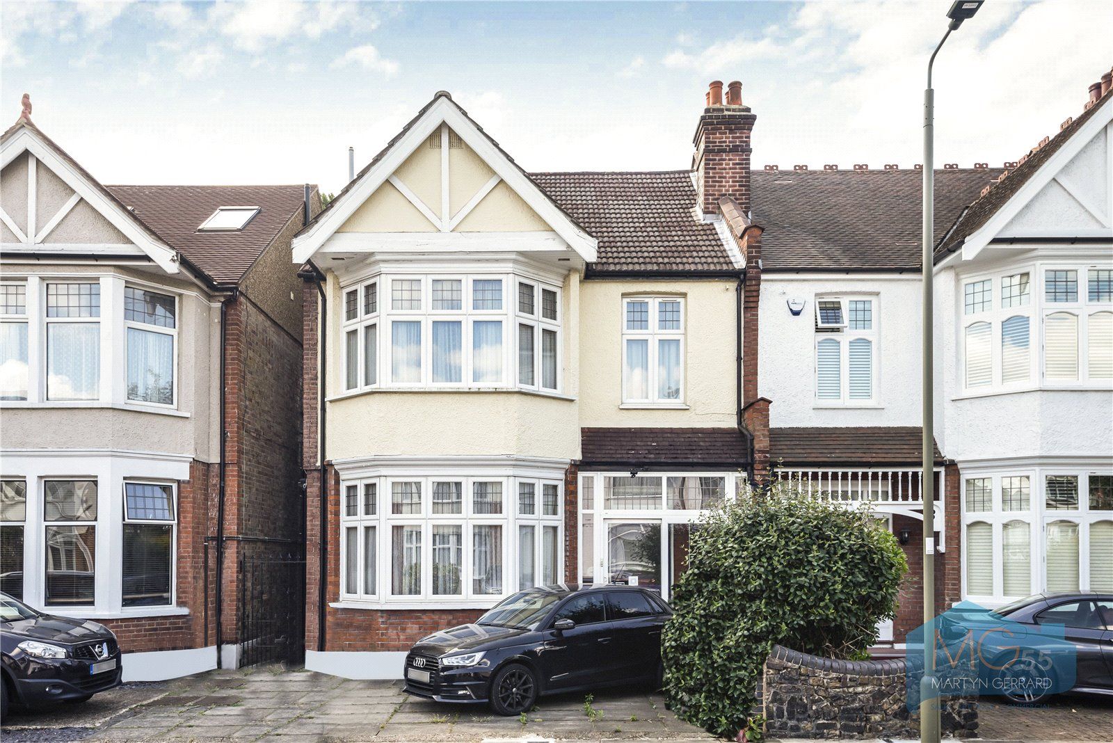 4 bed semidetached house for sale in Pollard Road, Whetstone, London