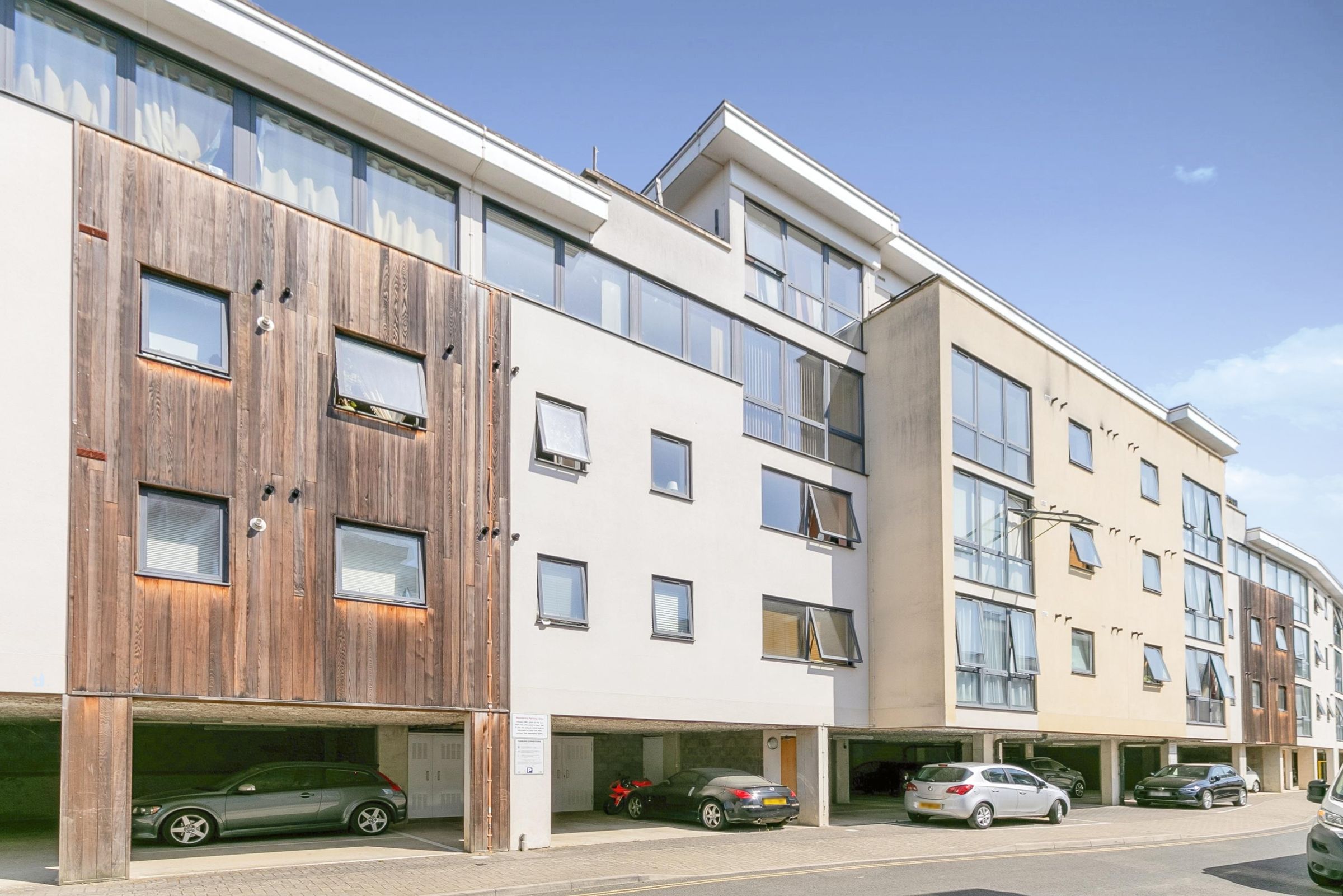 2 bed flat for sale in Clifford Way, Maidstone ME16 Zoopla
