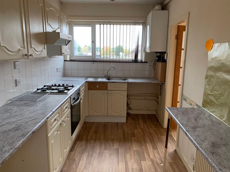 2 bed flat to rent in Fieldhouse Drive, Muxton, Telford TF2 Zoopla