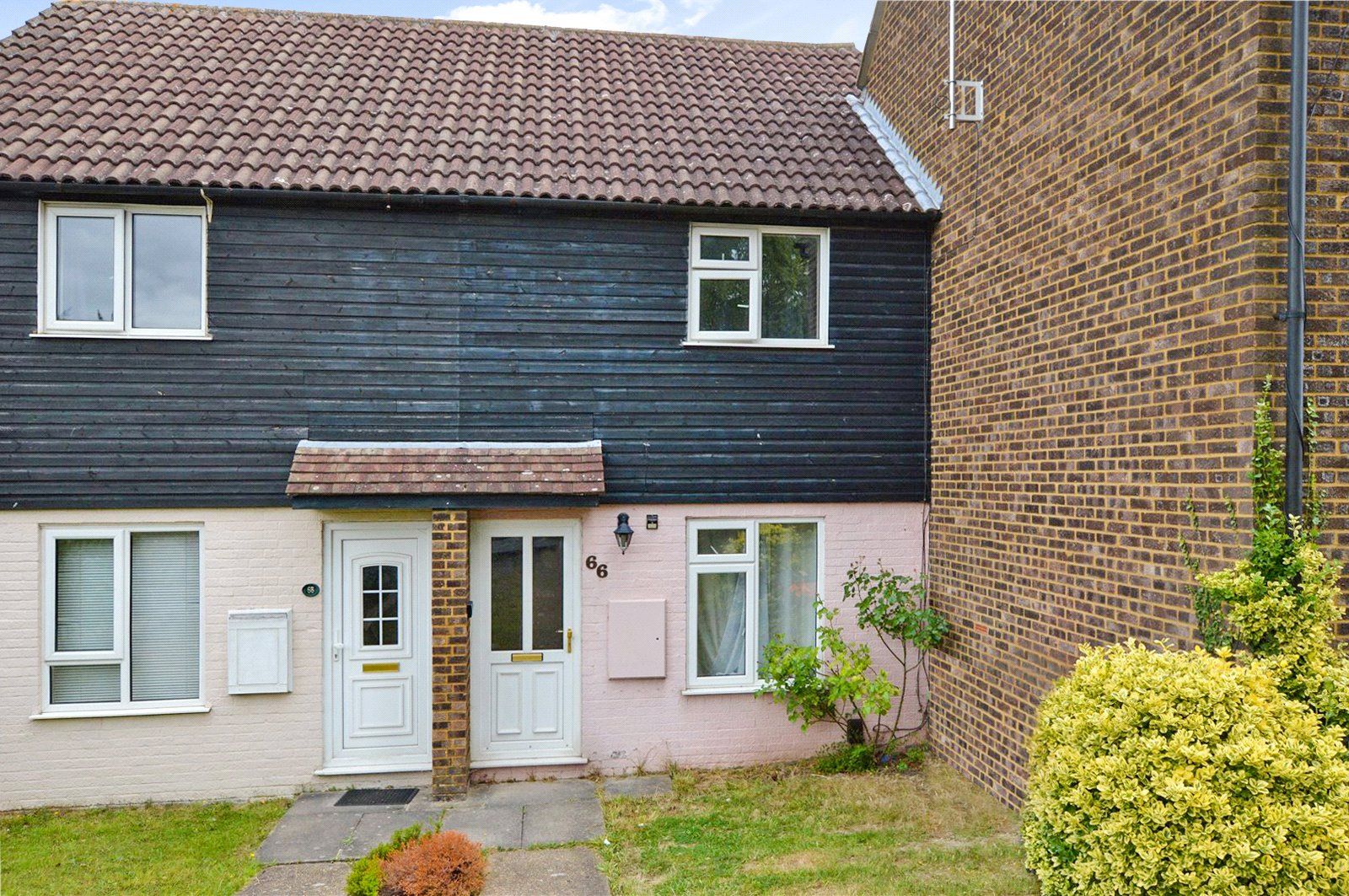 2 bed terraced house for sale in Bidwell Hill, Houghton Regis