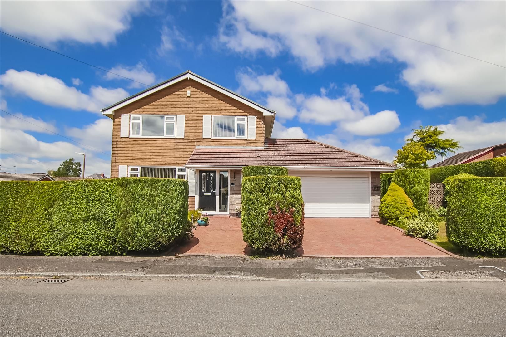 4 bed detached house for sale in Teak Drive, Kearsley, Bolton BL4 Zoopla