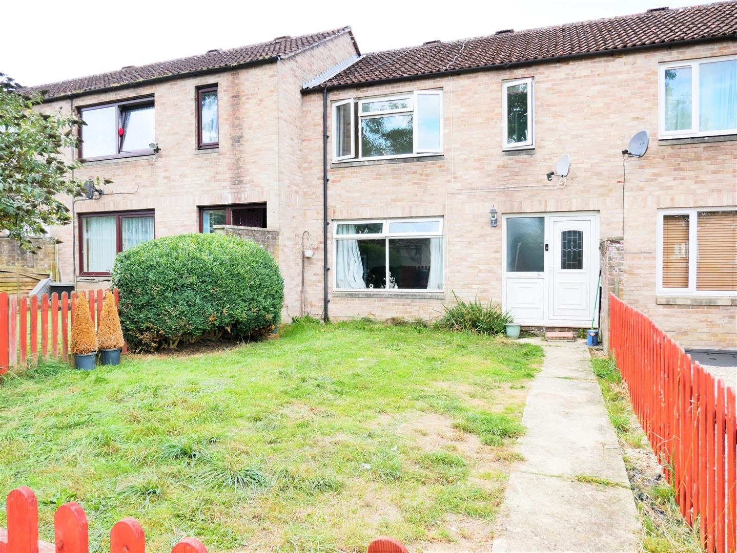 3 bed terraced house for sale in Angel Close, Calne SN11 Zoopla