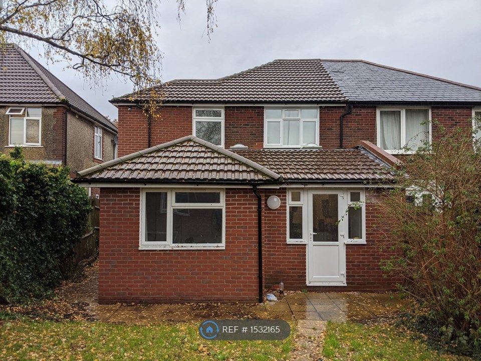 6 bed semidetached house to rent in Sirdar Road, Southampton SO17 Zoopla