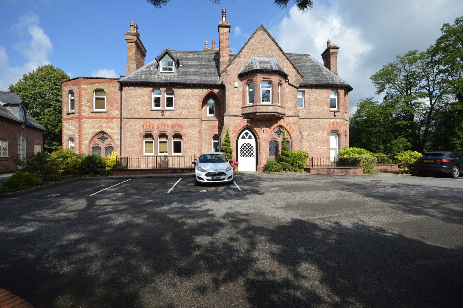 2 bed flat to rent in Morningside, Highgate Road, Altrincham WA14 Zoopla