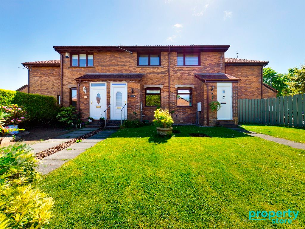 2 bed terraced house to rent in Berwick Place, East Kilbride, South