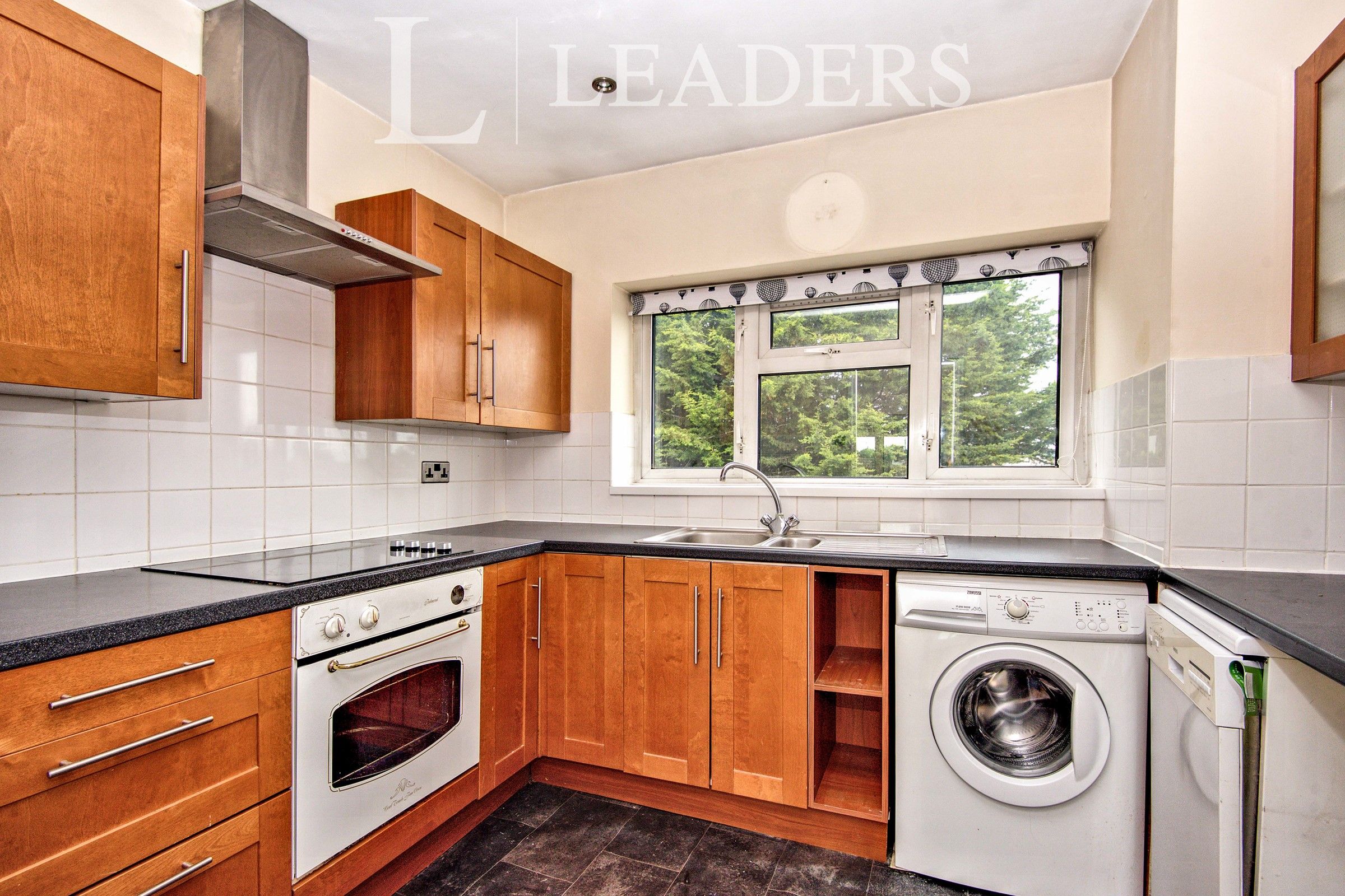 1 bed flat to rent in Rochford Garden Way, Rochford SS4 Zoopla