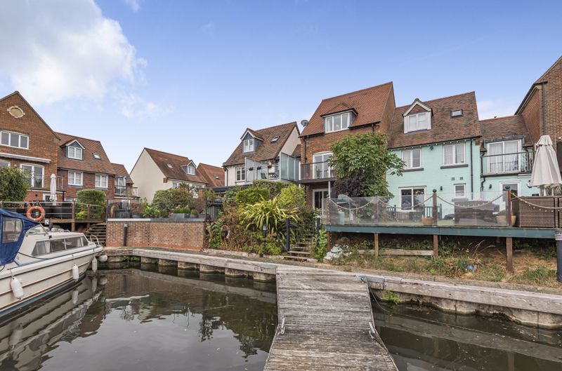 3 bed terraced house for sale in South Quay, Abingdon OX14 Zoopla